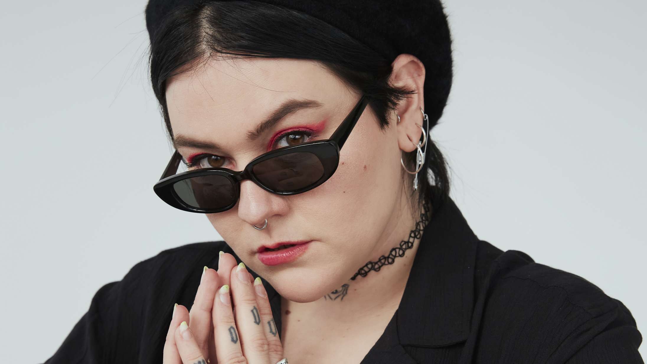 Premiere: Rebecca Lou kickstarter nyt kapitel i karrieren med fabelagtig popsingle