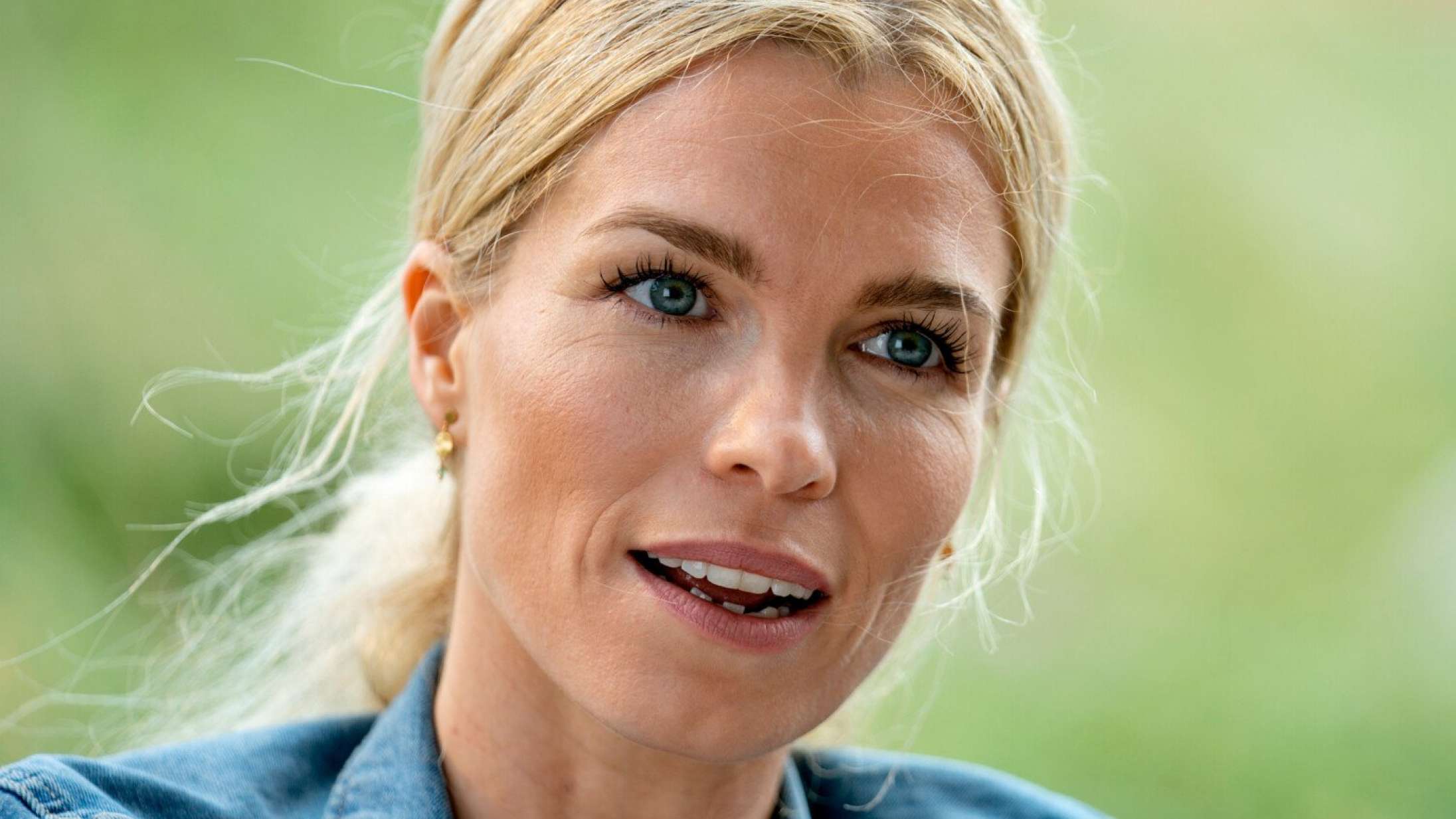 ’Hvide Sande’: Kemien mellem Marie Bach Hansen og Carsten Bjørnlund er så tiltalende som nye danske jordbær