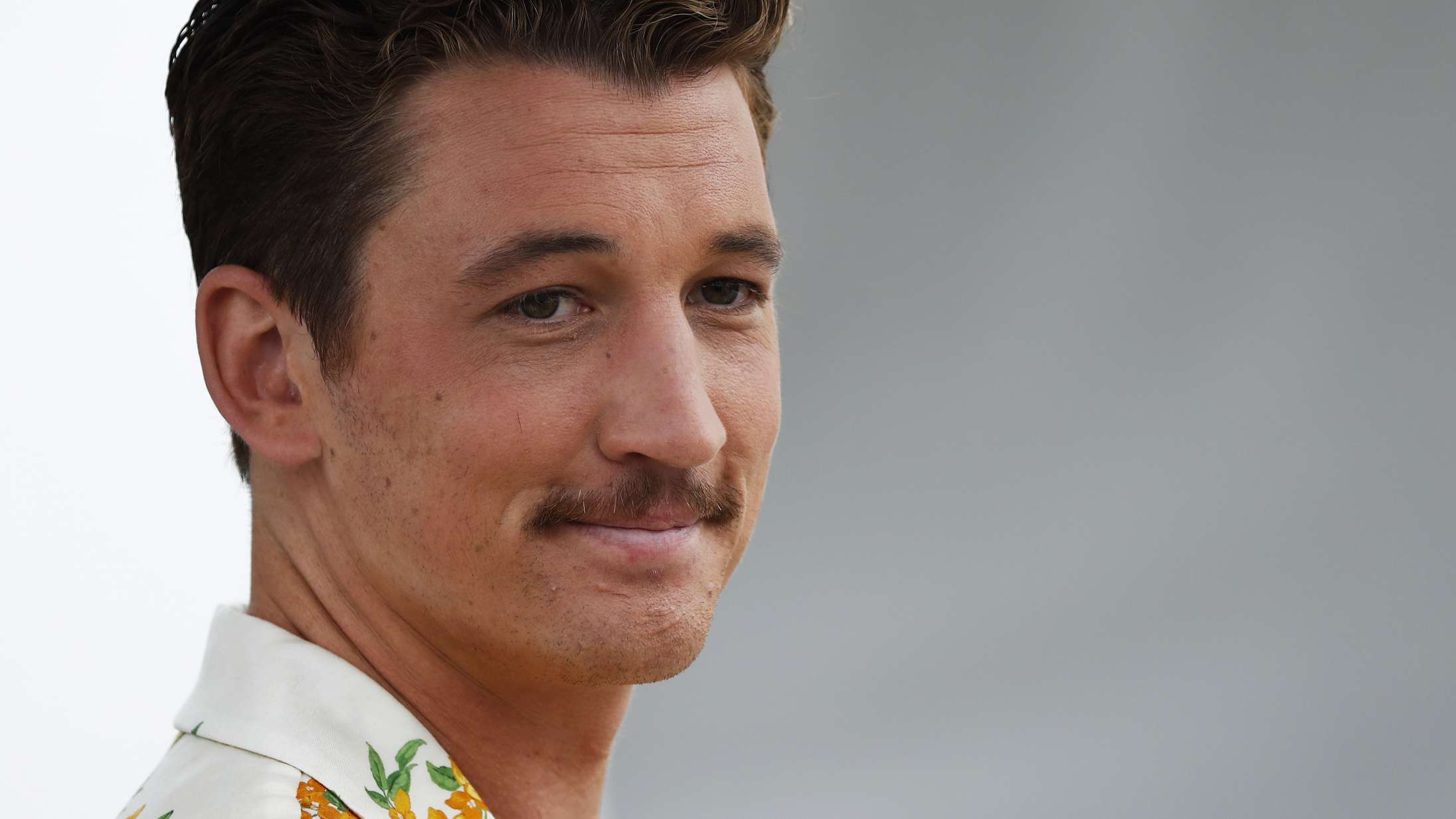 Miles Teller overtager voldtægtsanklagede Armie Hammers rolle i ny ‘The Godfather’-serie