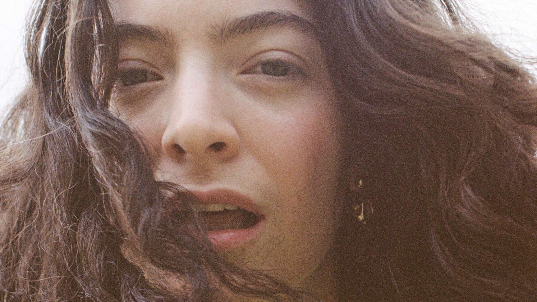 Lordes comeback-single sammenlignes med endnu (!) en 90’er-klassiker – »vi ønsker hende al mulig succes«