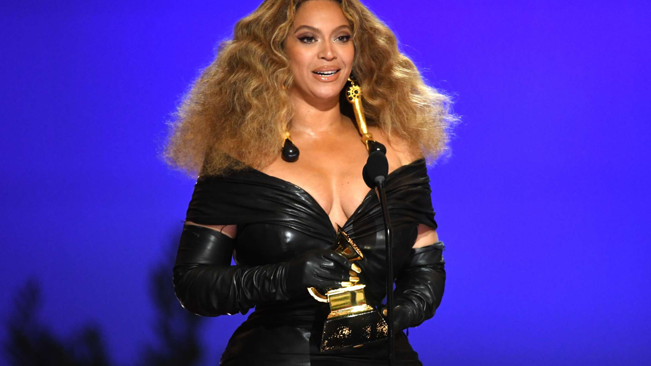 »Vi er allesammen intet uden dig«: En lang række kendisser ønsker Beyoncé tillykke med de 40 år i fødselsdagsvideo