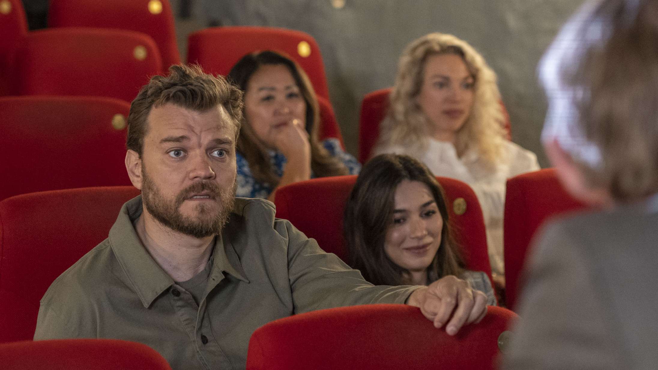 ’Klovn’ afsnit 8: Pilou Asbæk er et perfekt dumt svin i finalen af en vellykket sæson