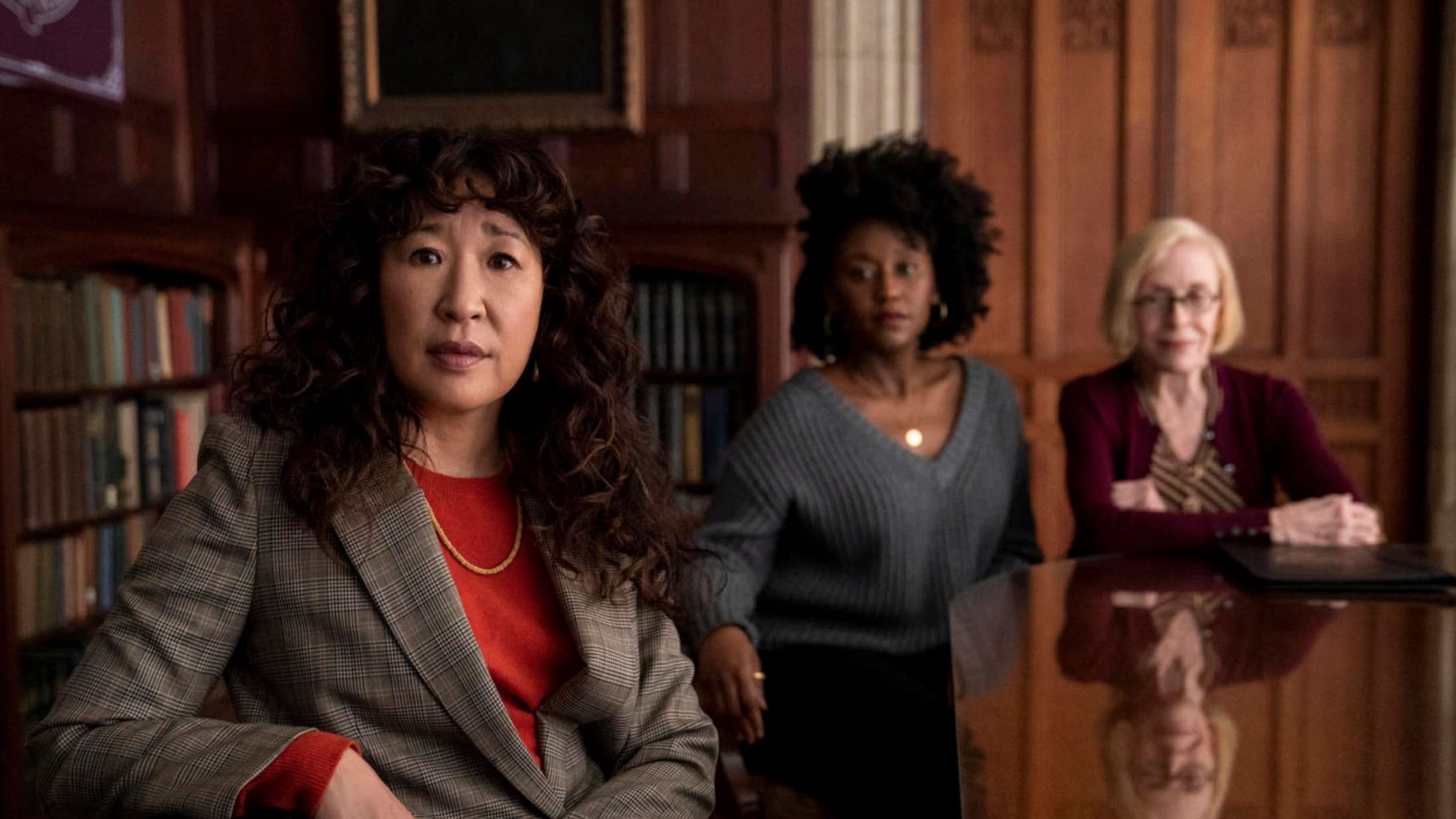 ’The Chair’: I fænomenal Netflix-serie griber Sandra Oh både cancelculture og kærligheden