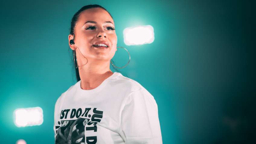 Tessa rapper om homofobi i hiphop på ny single med popkunstneren ...