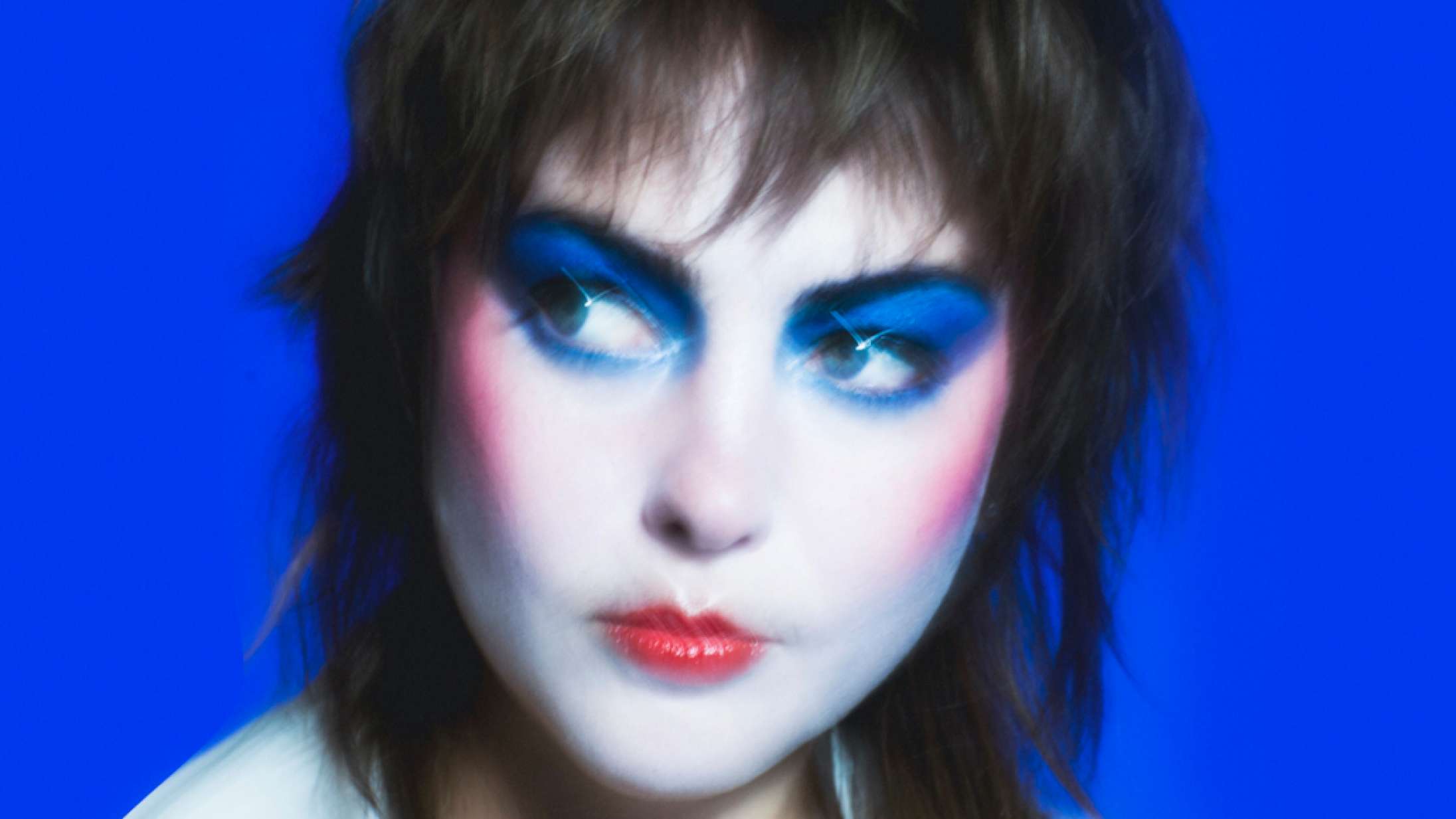 Angel Olsen giver 80’er-hittet ‘Safety Dance’ en dyster makeover – ny ep ude til august