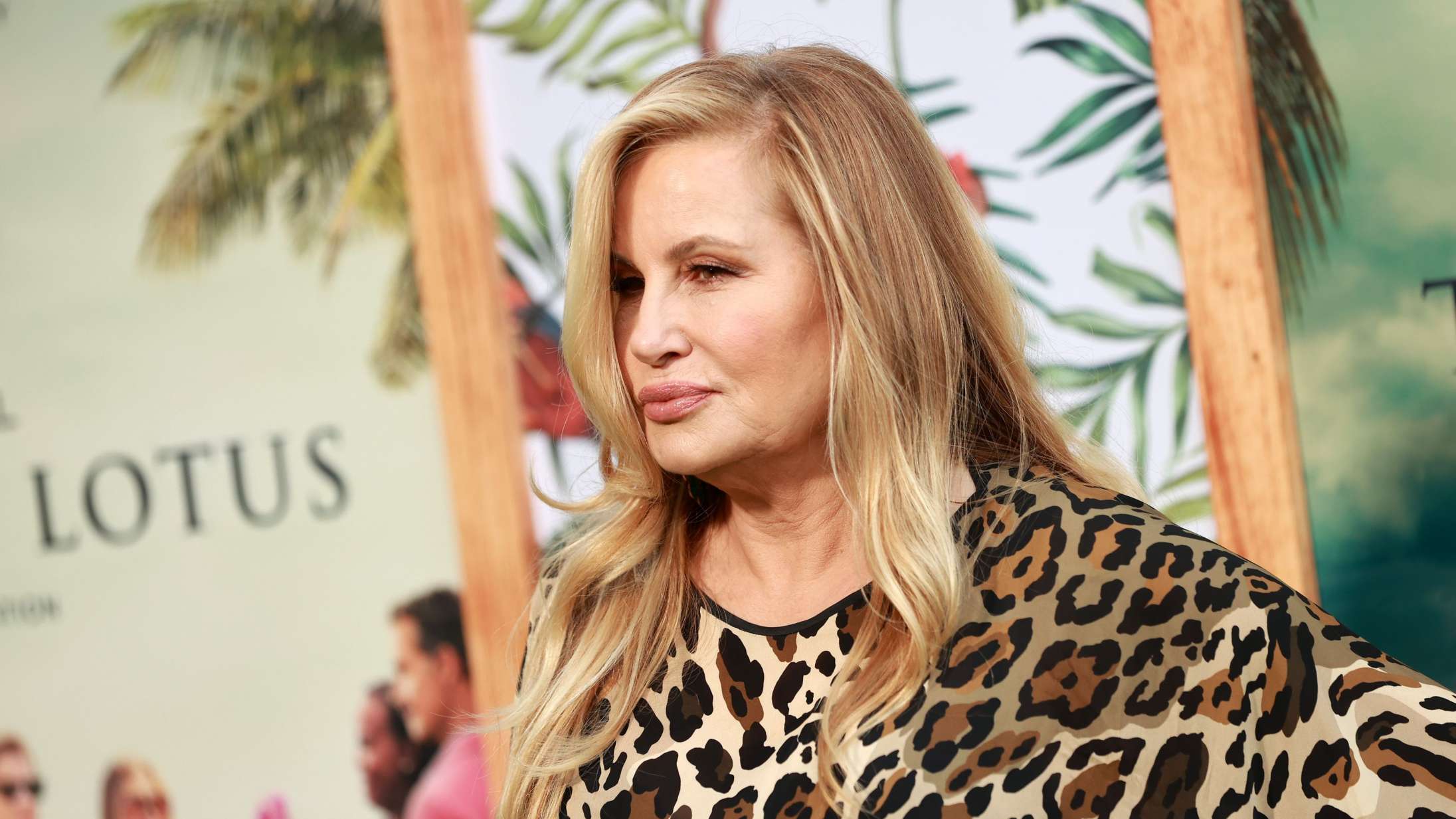 Jennifer Coolidge reagerer på overraskende rolle i homopornofilm: »Jeg har ikke grinet så meget i en evighed«