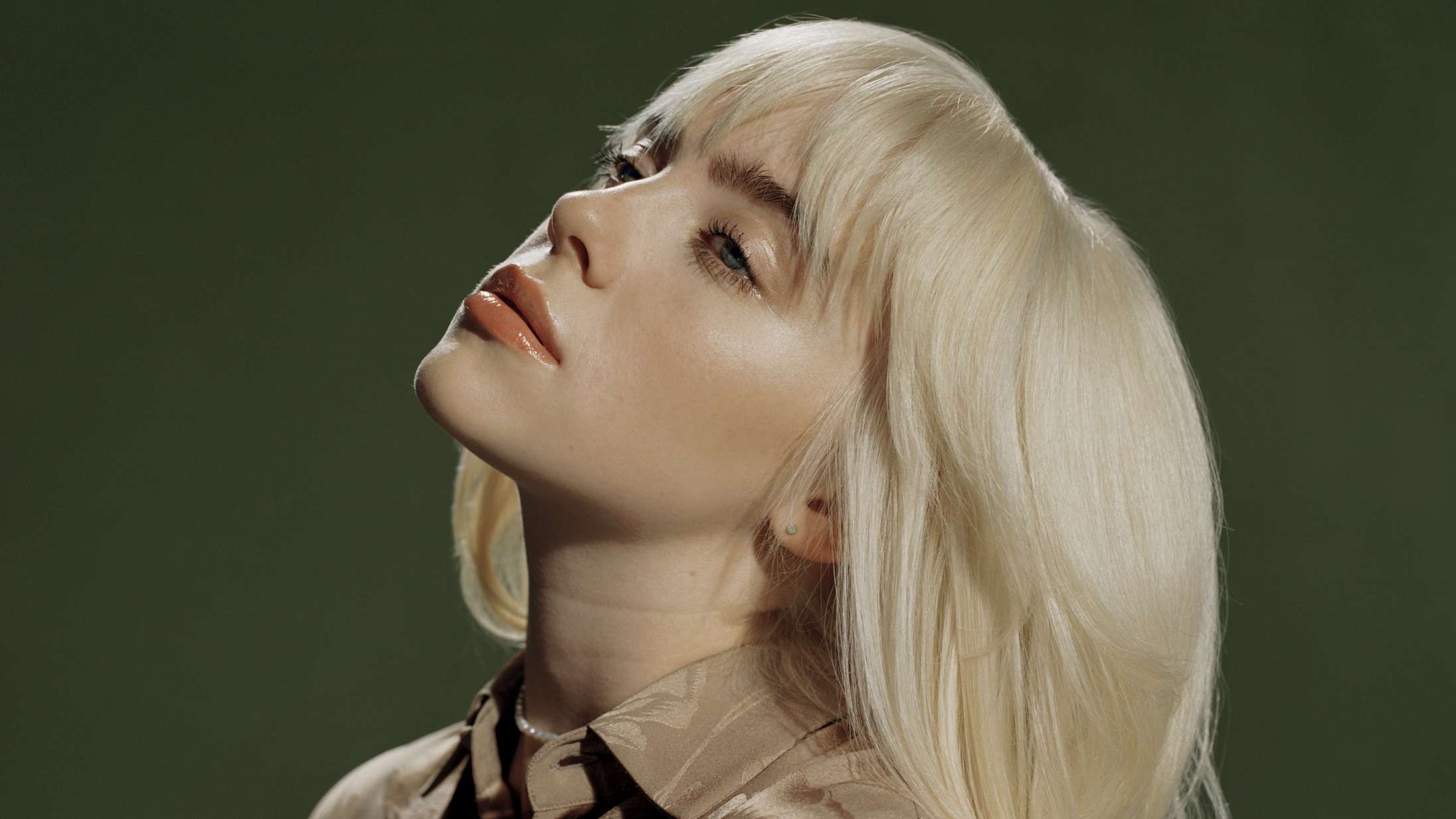 Billie Eilish mistede 100.000 følgere på grund af billede: »Folk er bange for store bryster«