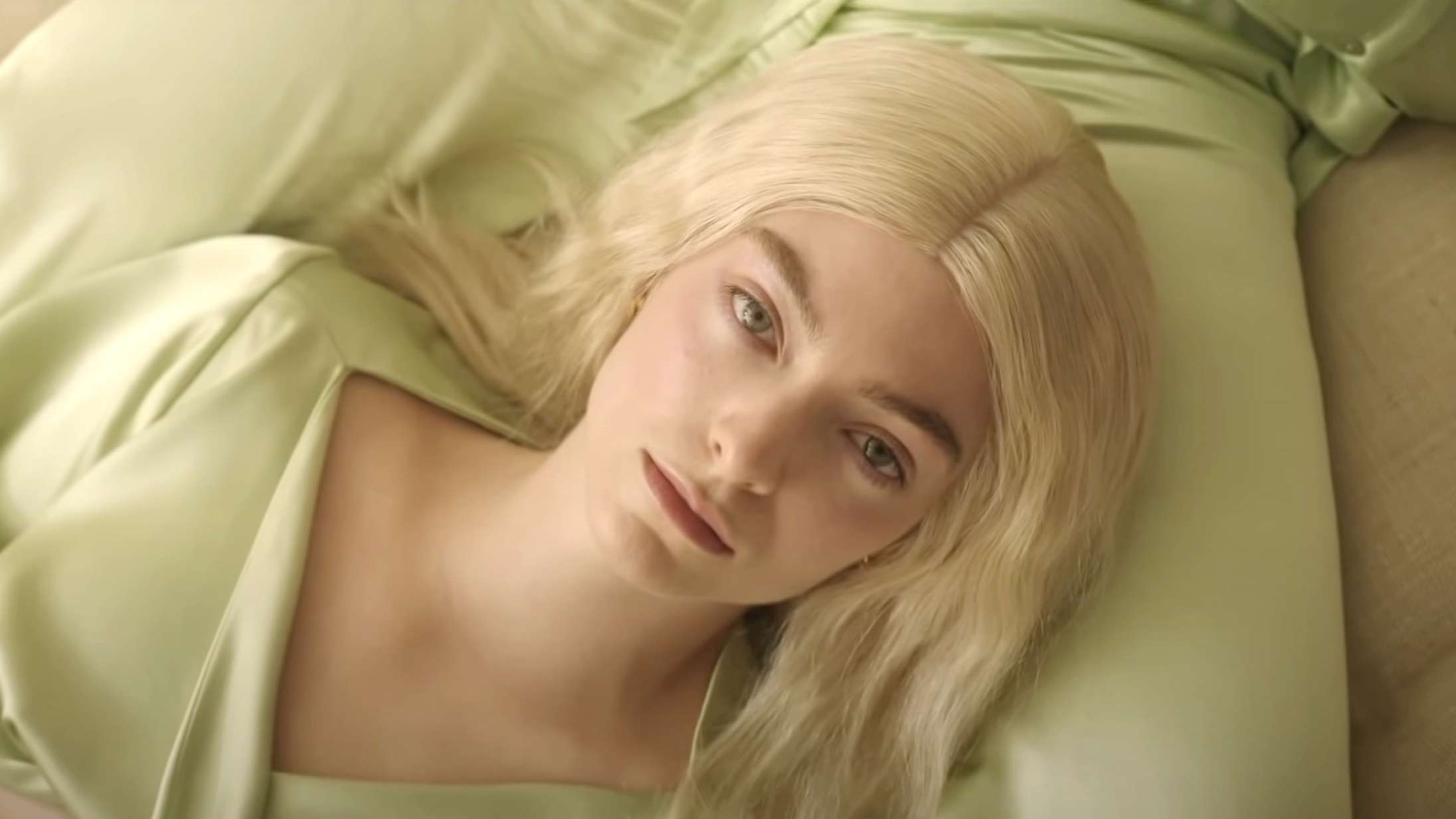 Lorde deler wellness-musikvideo til den satiriske single ‘Mood Ring’