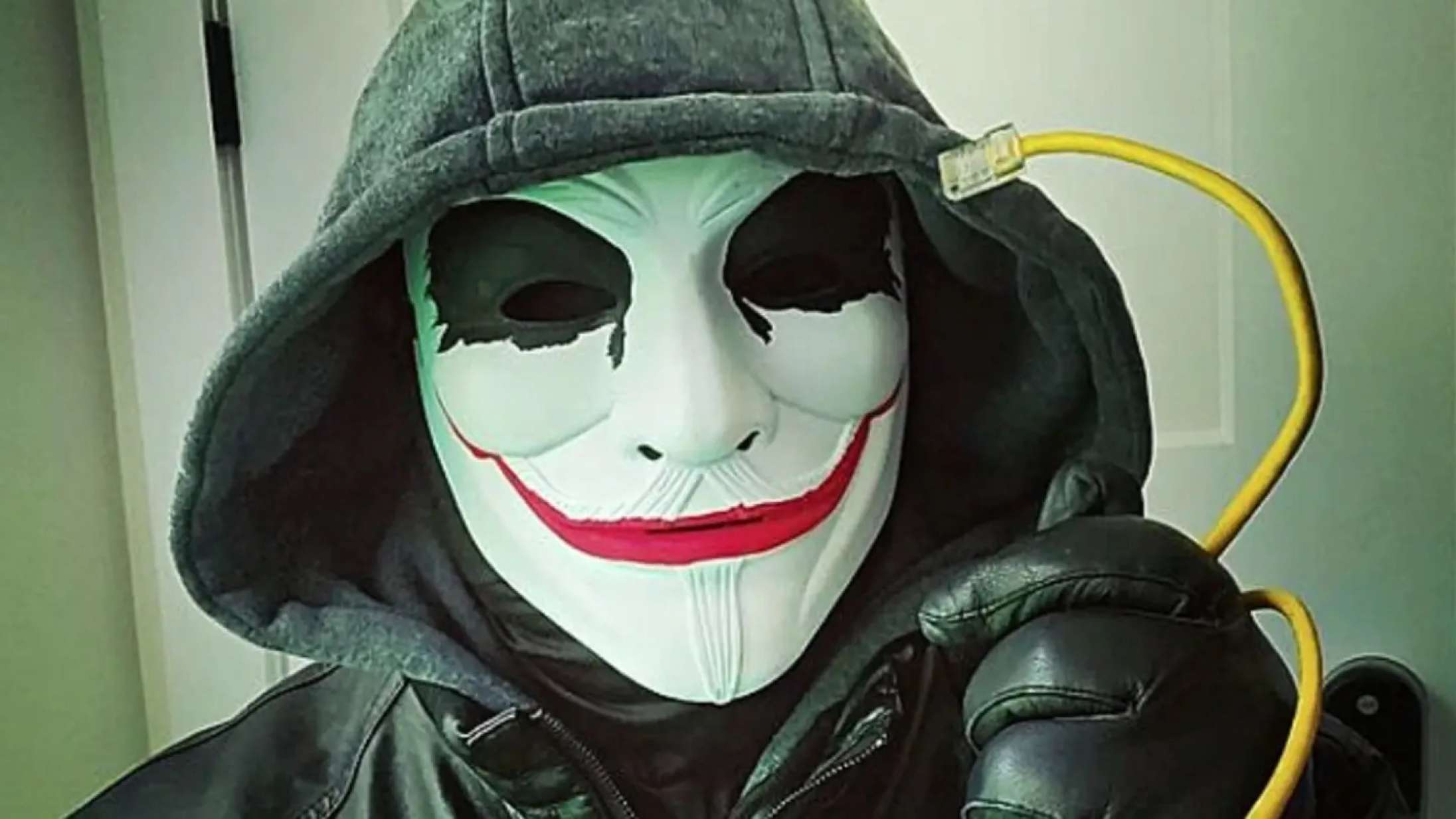 En anonym gruppe er begyndt at jagte racister og pædofile på TikTok