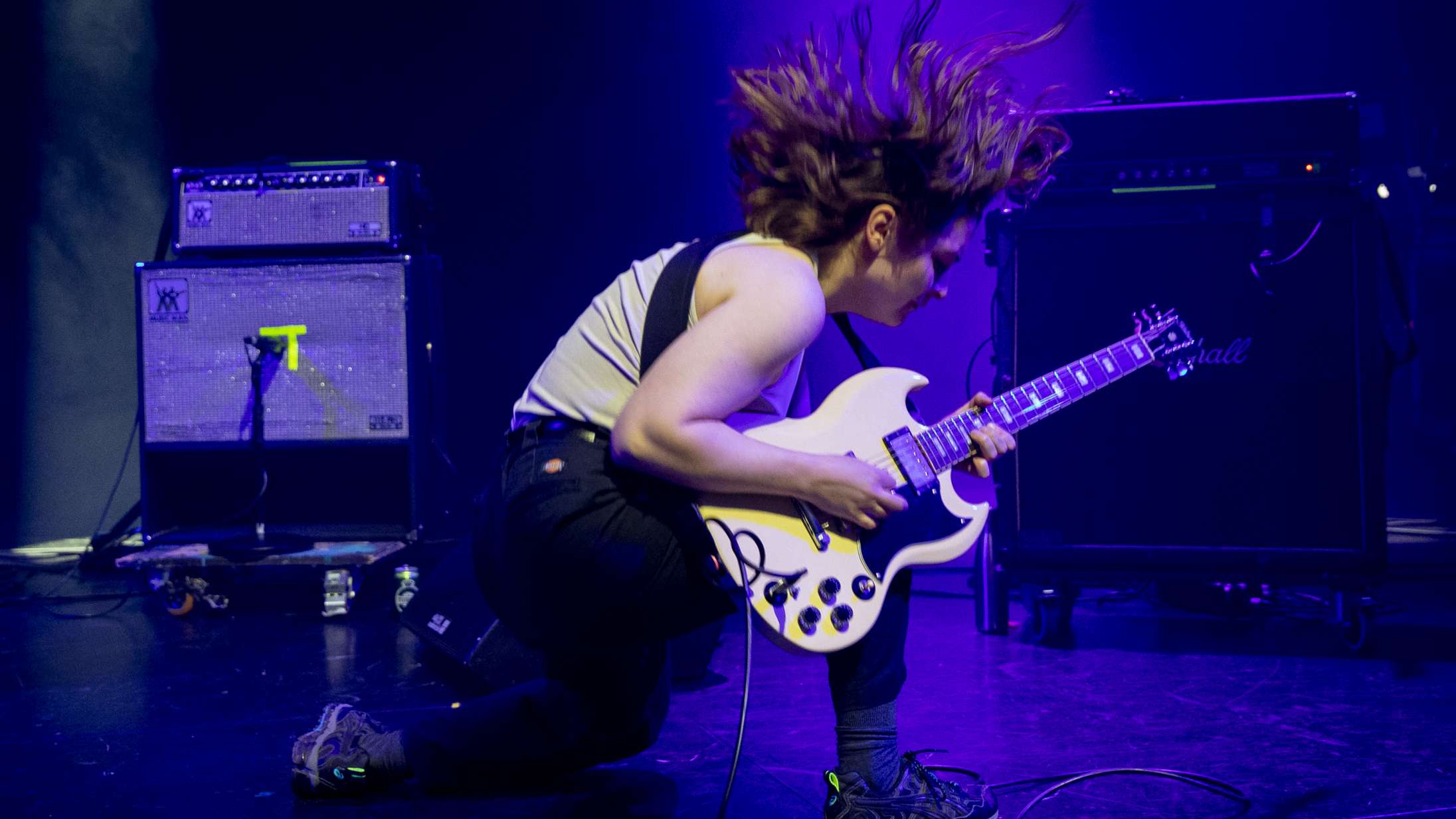 Baby In Vains Spot-koncert havde sine vidunderligt beskidte øjeblikke