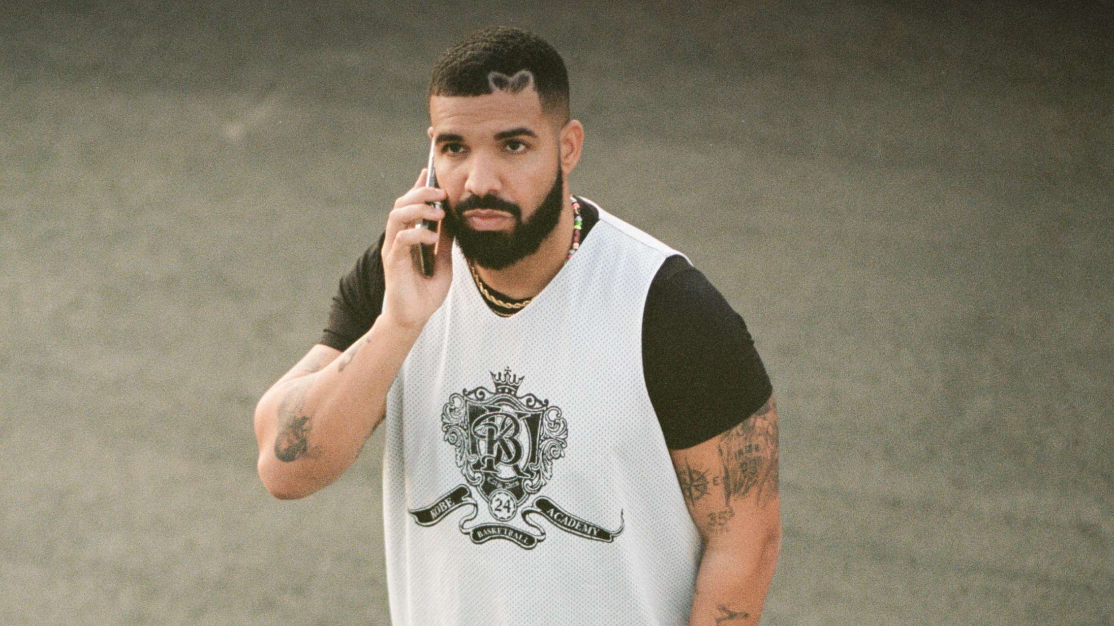 Drake var efter sigende pænt utilfreds, da hans karakter i tv-serien ‘Degrassi’ endte i kørestol