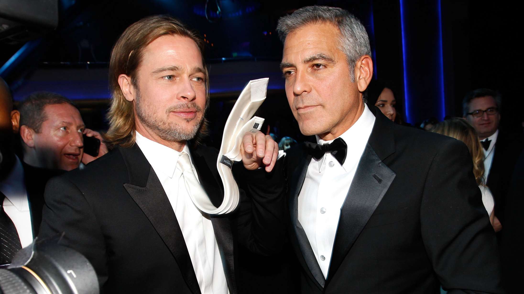 Alle i Hollywood kæmper om ny film med Brad Pitt og George Clooney
