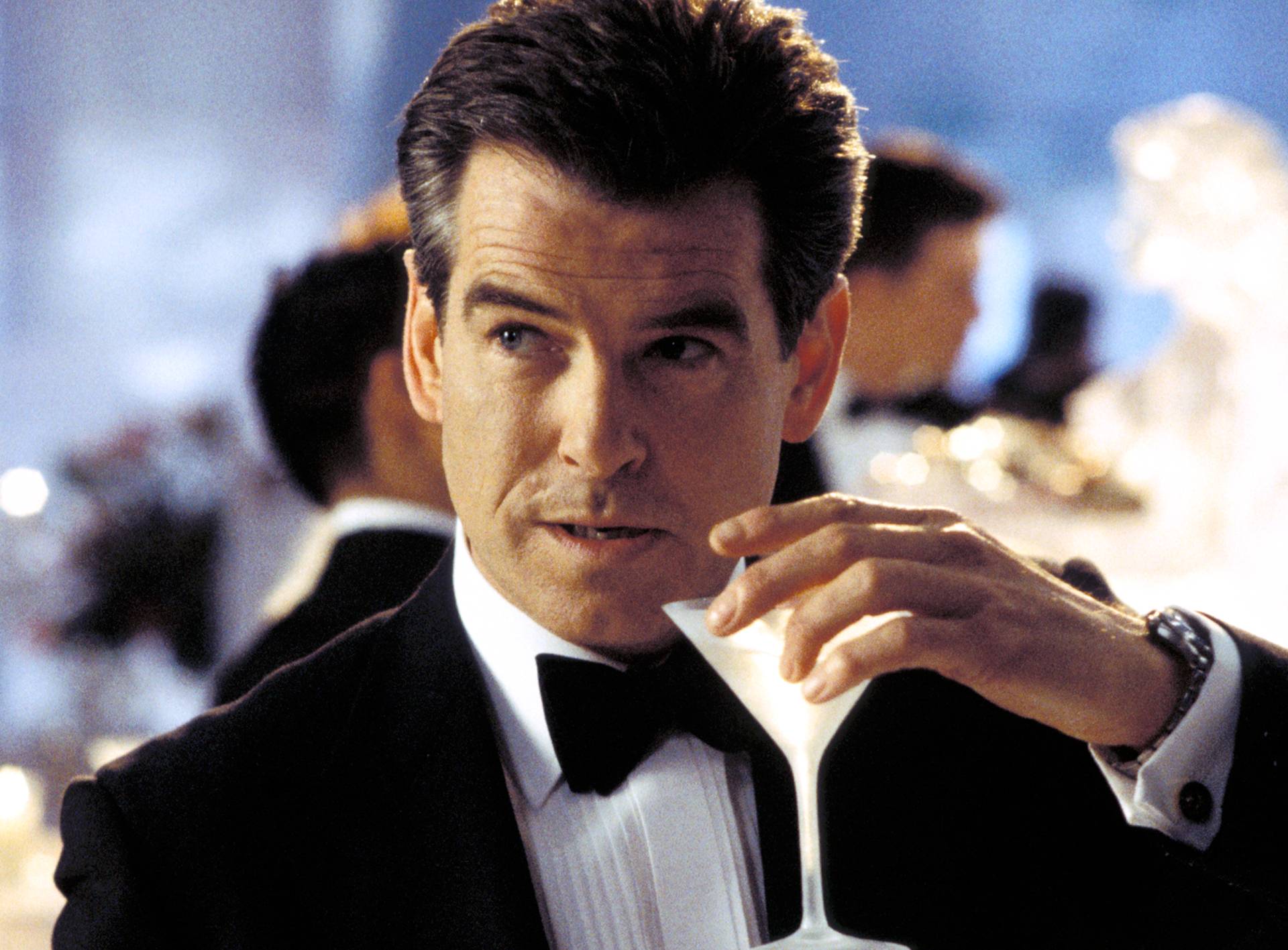 Se internettet Klassifikation alien Alle 24 Bond-film – rangeret fra Pierce Brosnan-fadæse til den bedste / 'No  Time to Die'-optakt