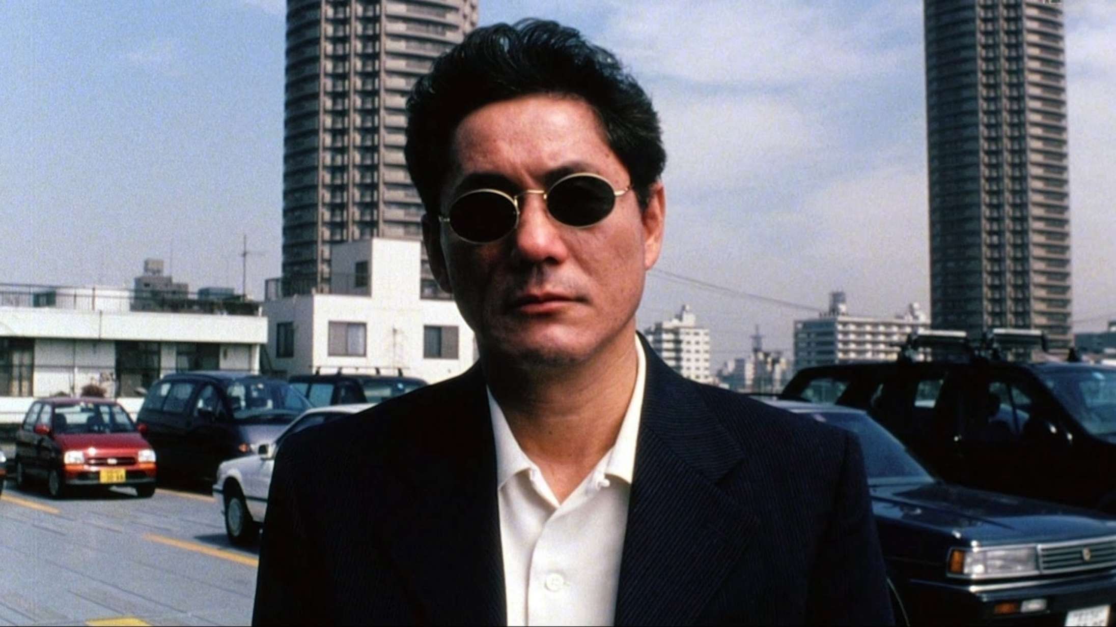 Den japanske filmskaber Takeshi Kitanos bil angrebet af mand med økse