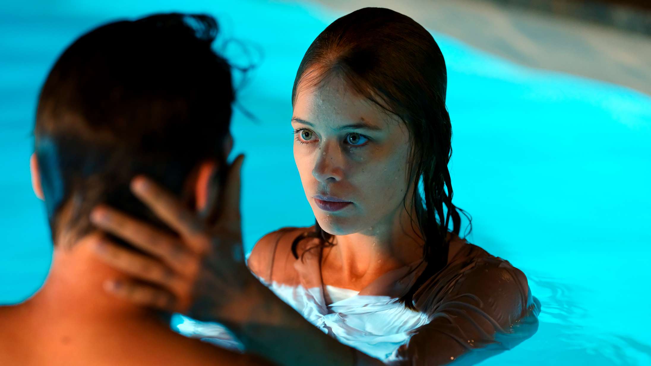 ‘Undine’: Tysk mester har skabt en fremragende film ud fra havfruemyten