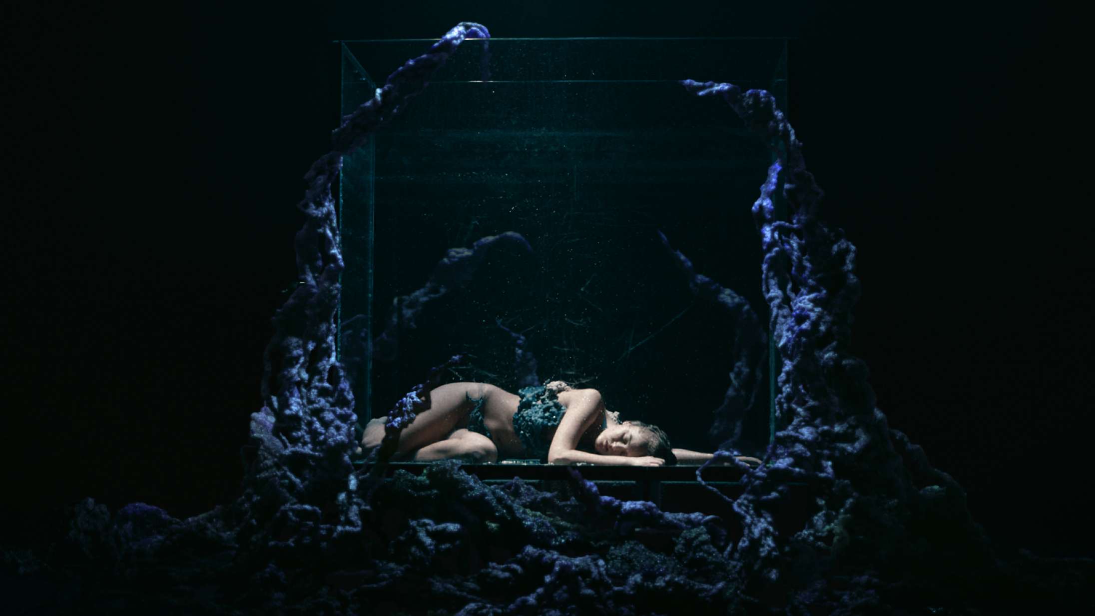 Premiere: Danske Child + the Banned debuterer med unik vokal og bjergtagende musikvideo