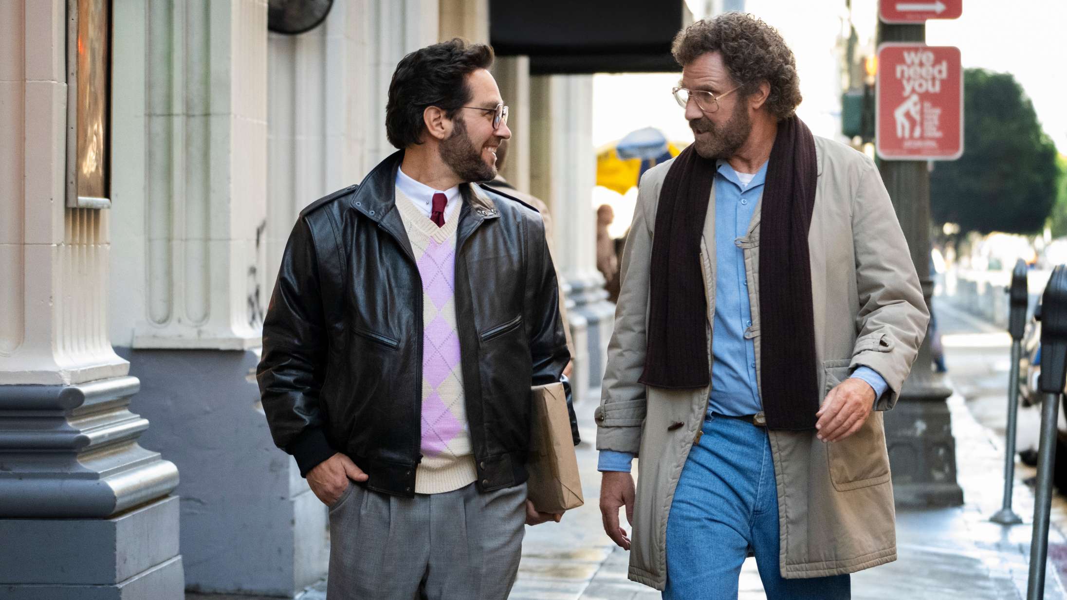 Paul Rudd er Will Ferrells manipulerende psykiater i den mørke komedie ‘The Shrink Next Door’ – se traileren