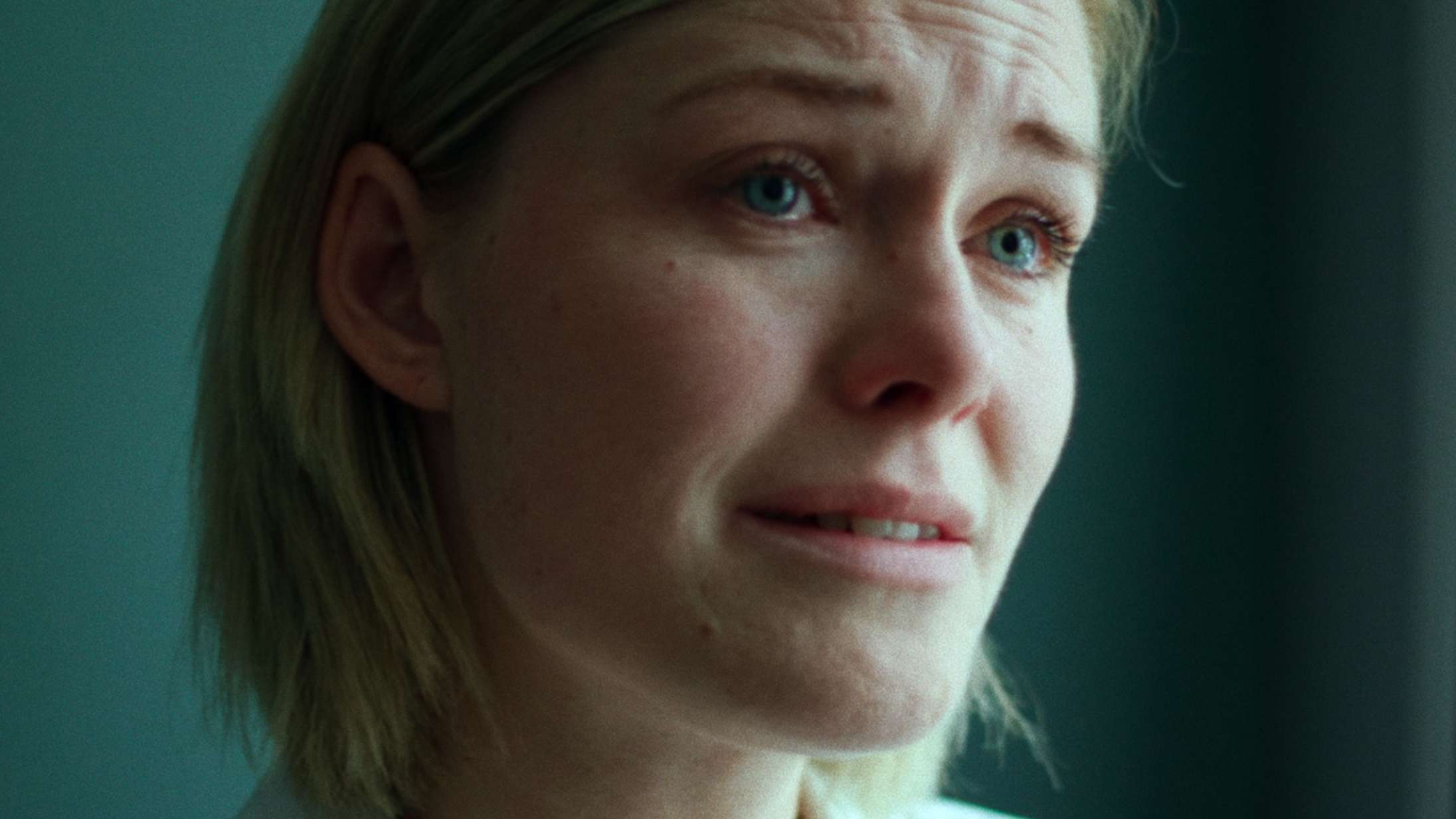 ‘Vores sidste sommer’: Ny DR3-serie kan slet ikke leve op til dens skuespillere