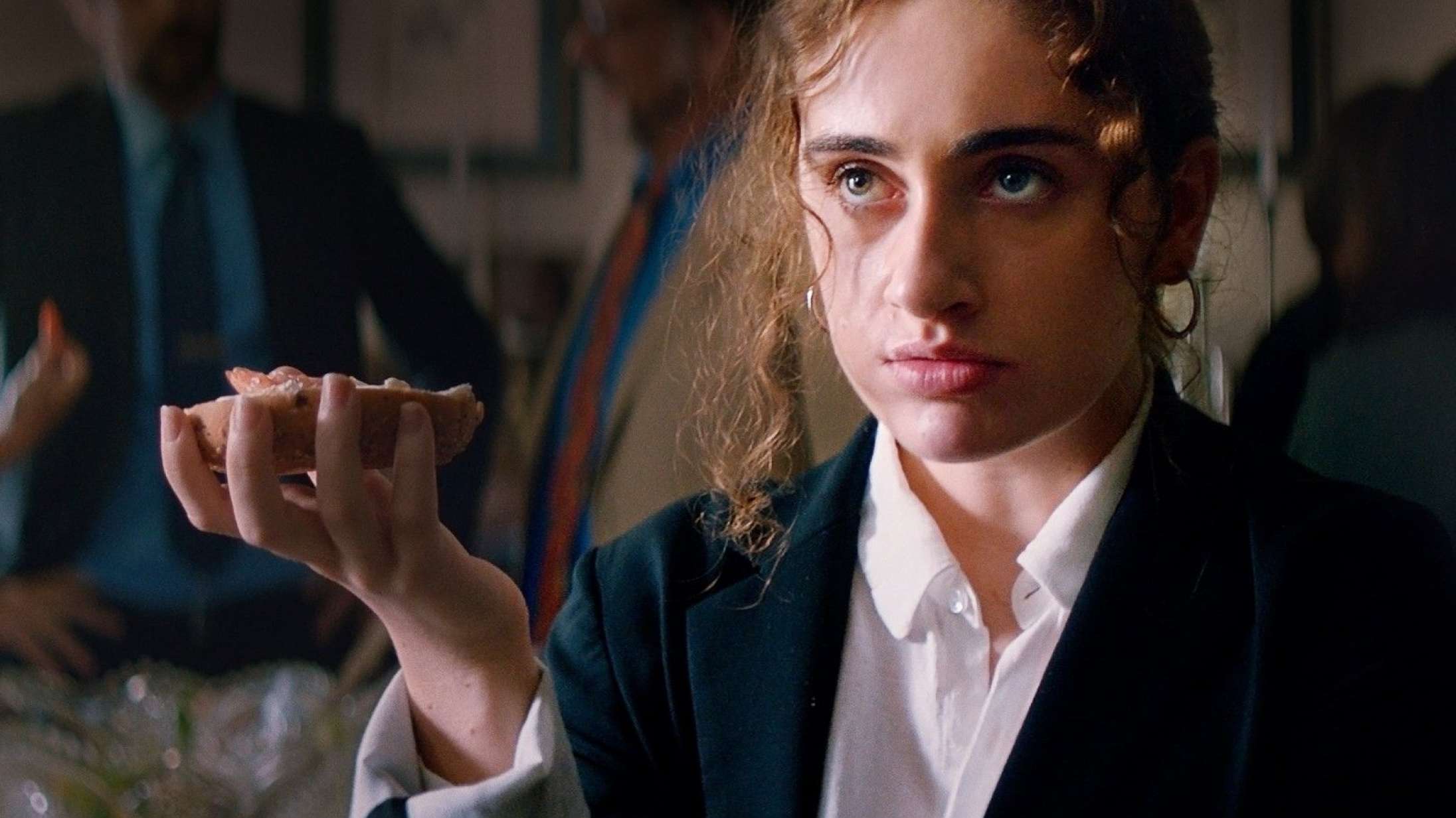 ‘Shiva Baby’: En virkelig underholdende komedie om seksualitet, sugardates og gysende familiefester