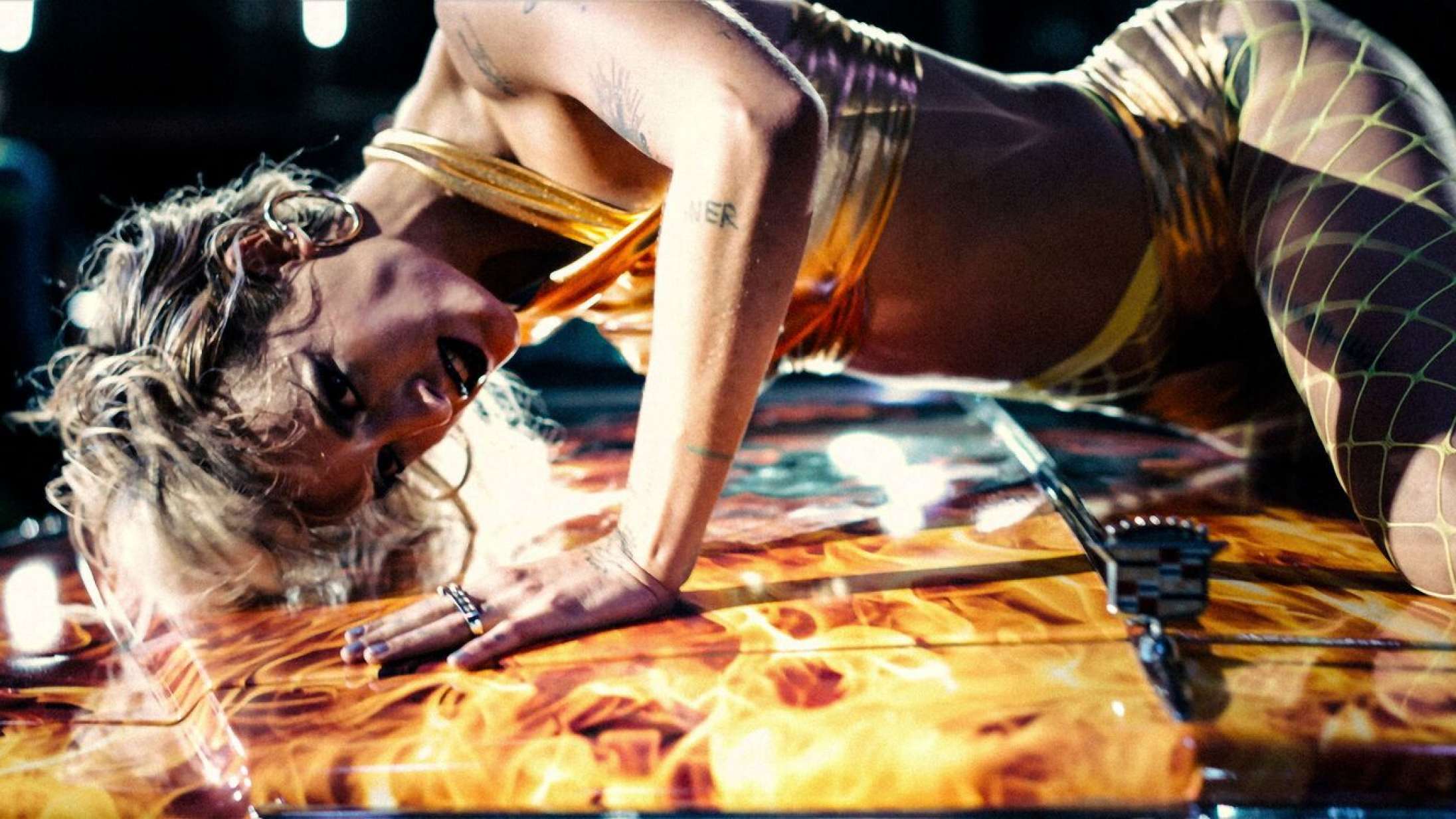 Jeg mindes ikke at have set en film skide så højlydt på den gode smag