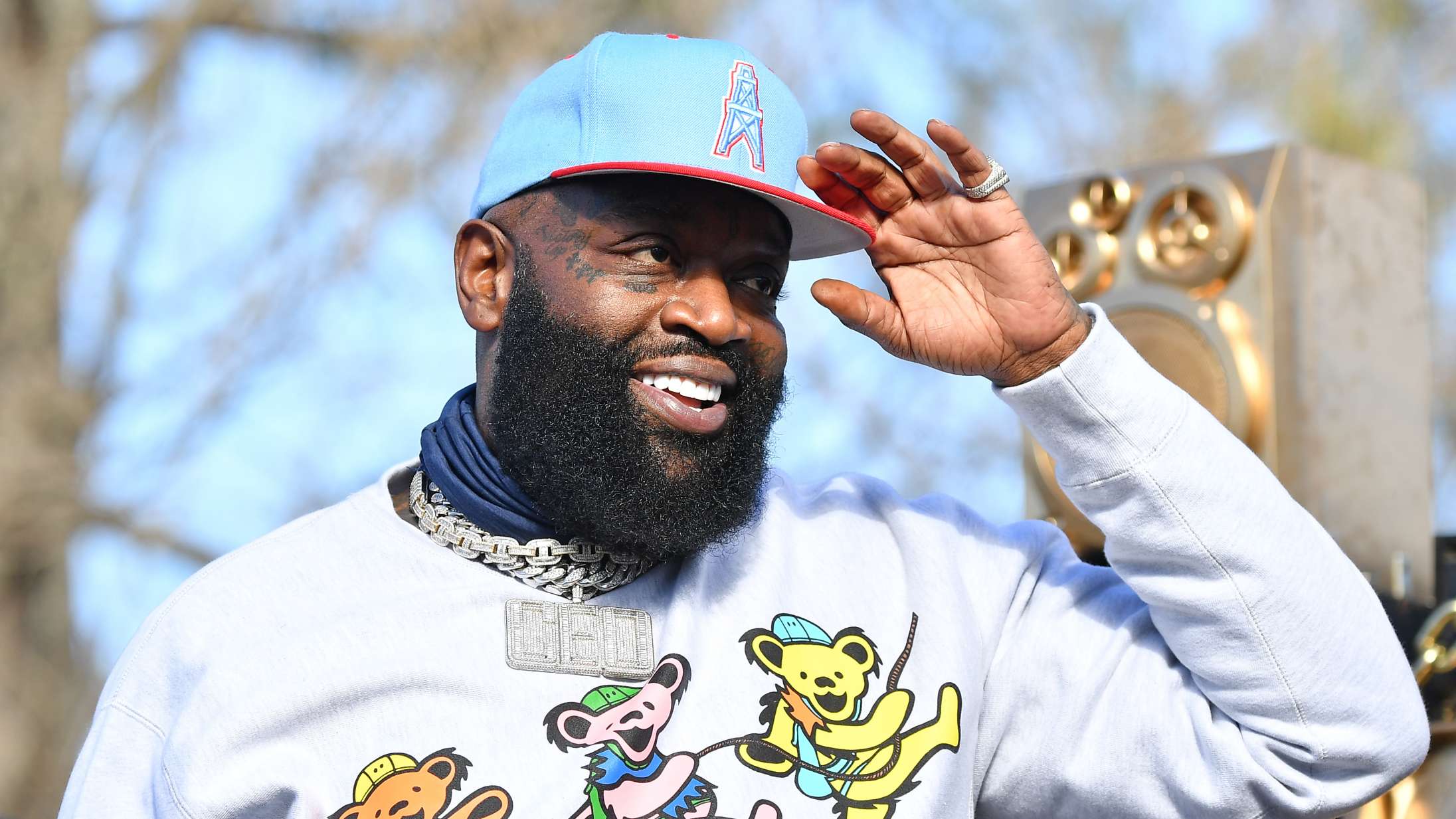 Rick Ross afbryder interview for at gå på toilettet – og kommer aldrig tilbage