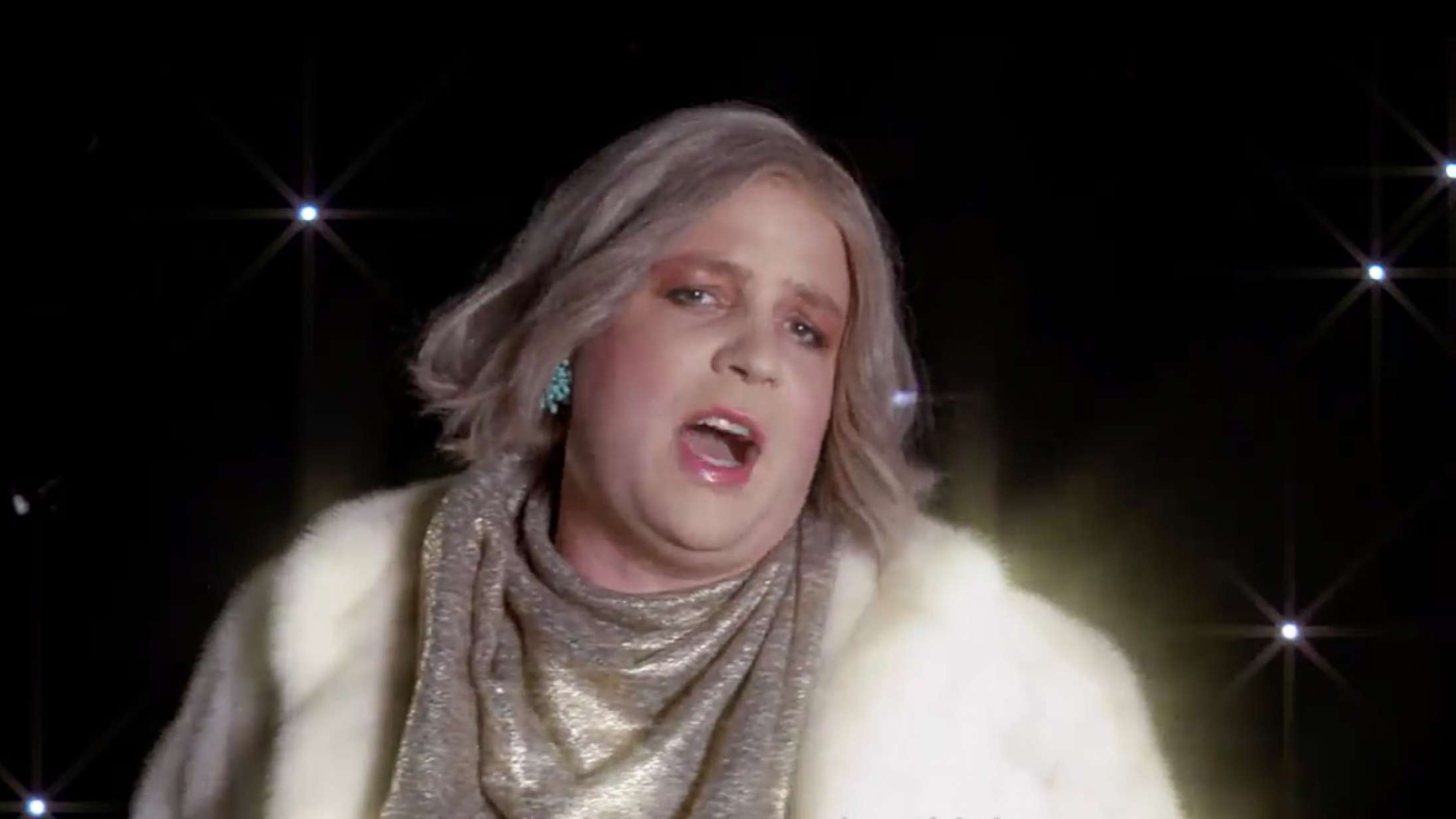 Kirsten Birgit i nytårsopsang til lumre chefer: »Der er nye boller på suppen – og det er ikke dine boller«