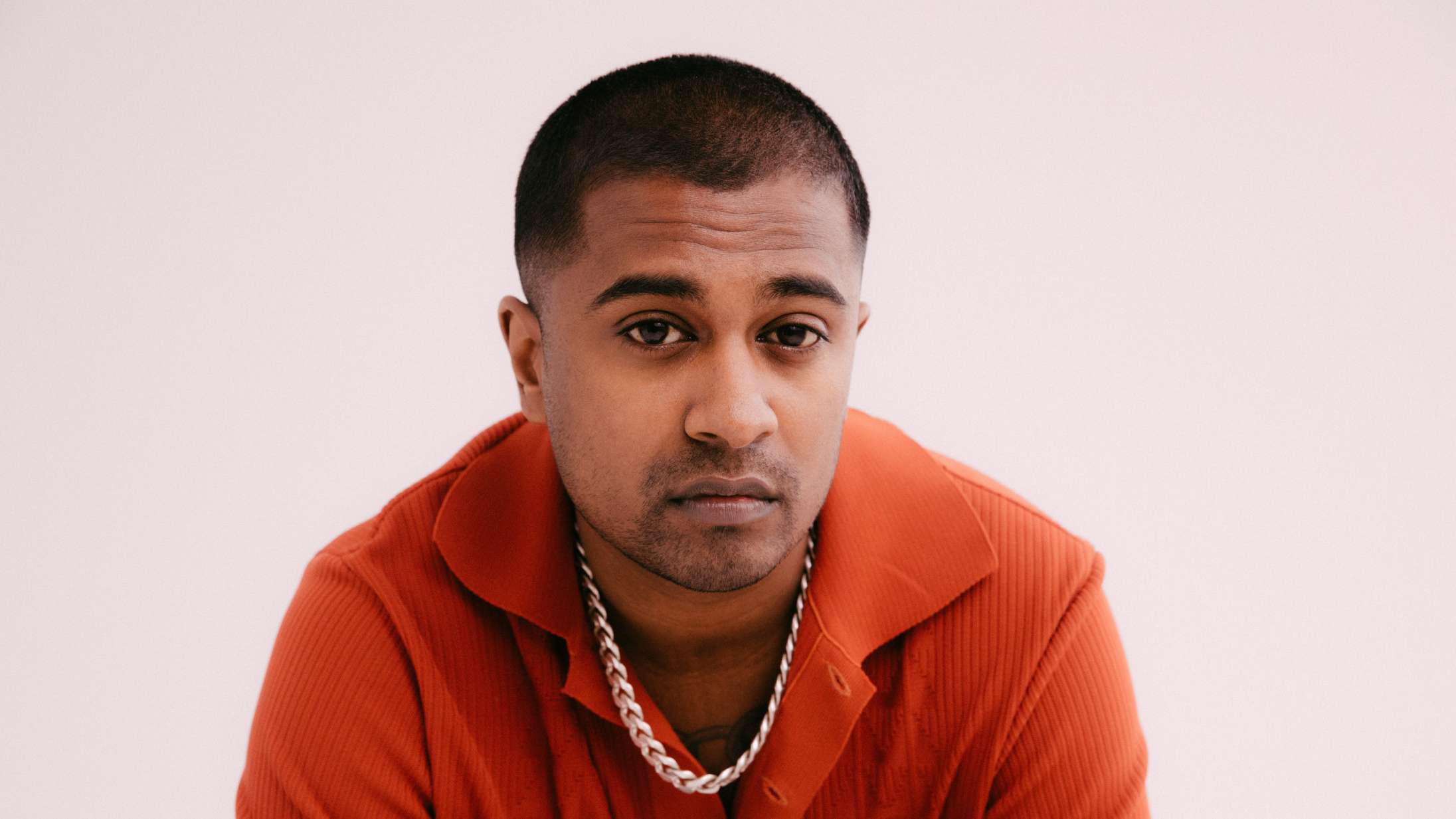 Lord Sivas ’8 dage i april’ er så lækkert, at det næsten lugter lidt af ’Toppen af poppen’