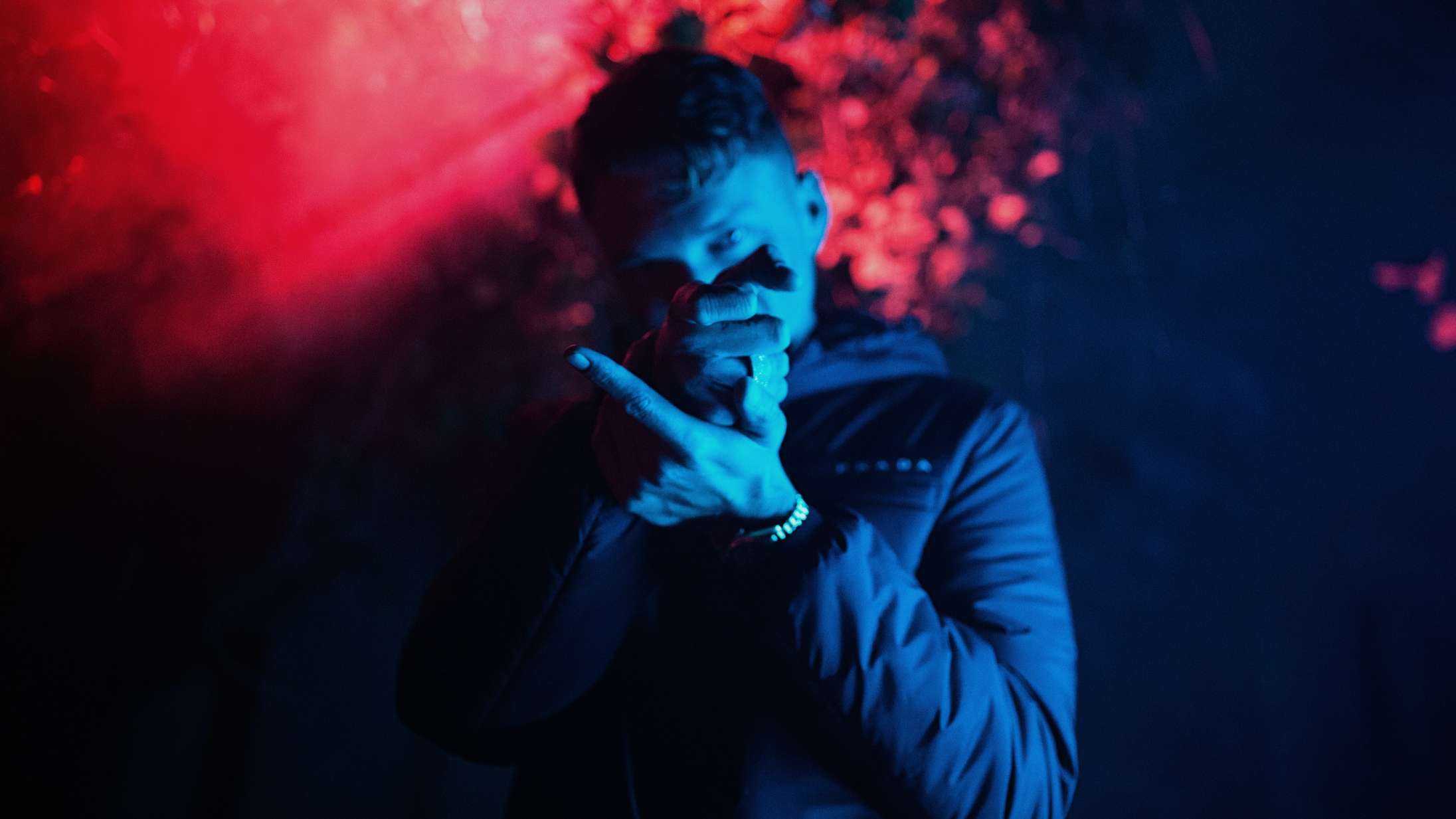 Gilli har udgivet sit andet album i 2022 – hør ‘Suave World’