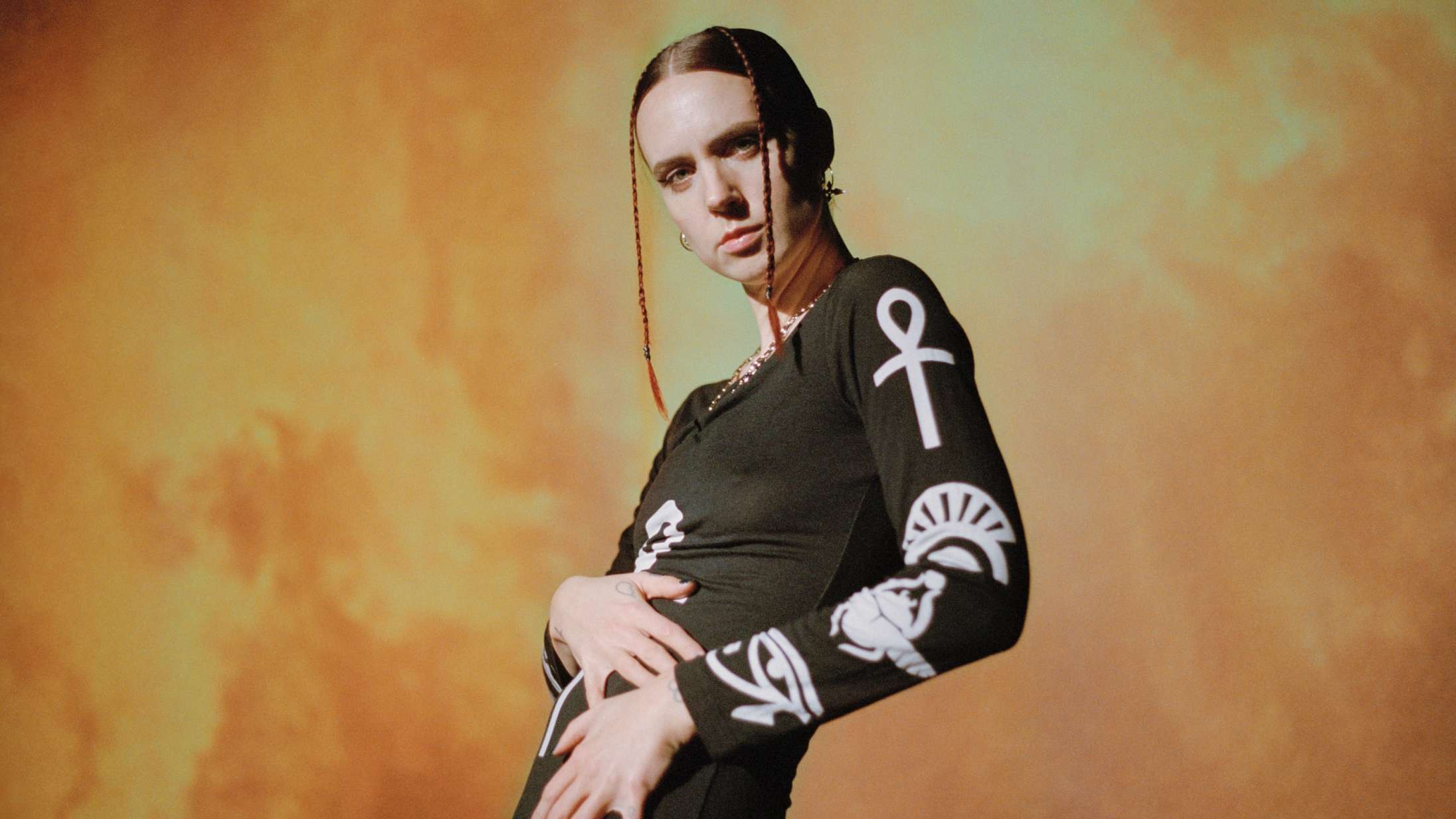 Mø teaser nyt materiale – hør fire snippets