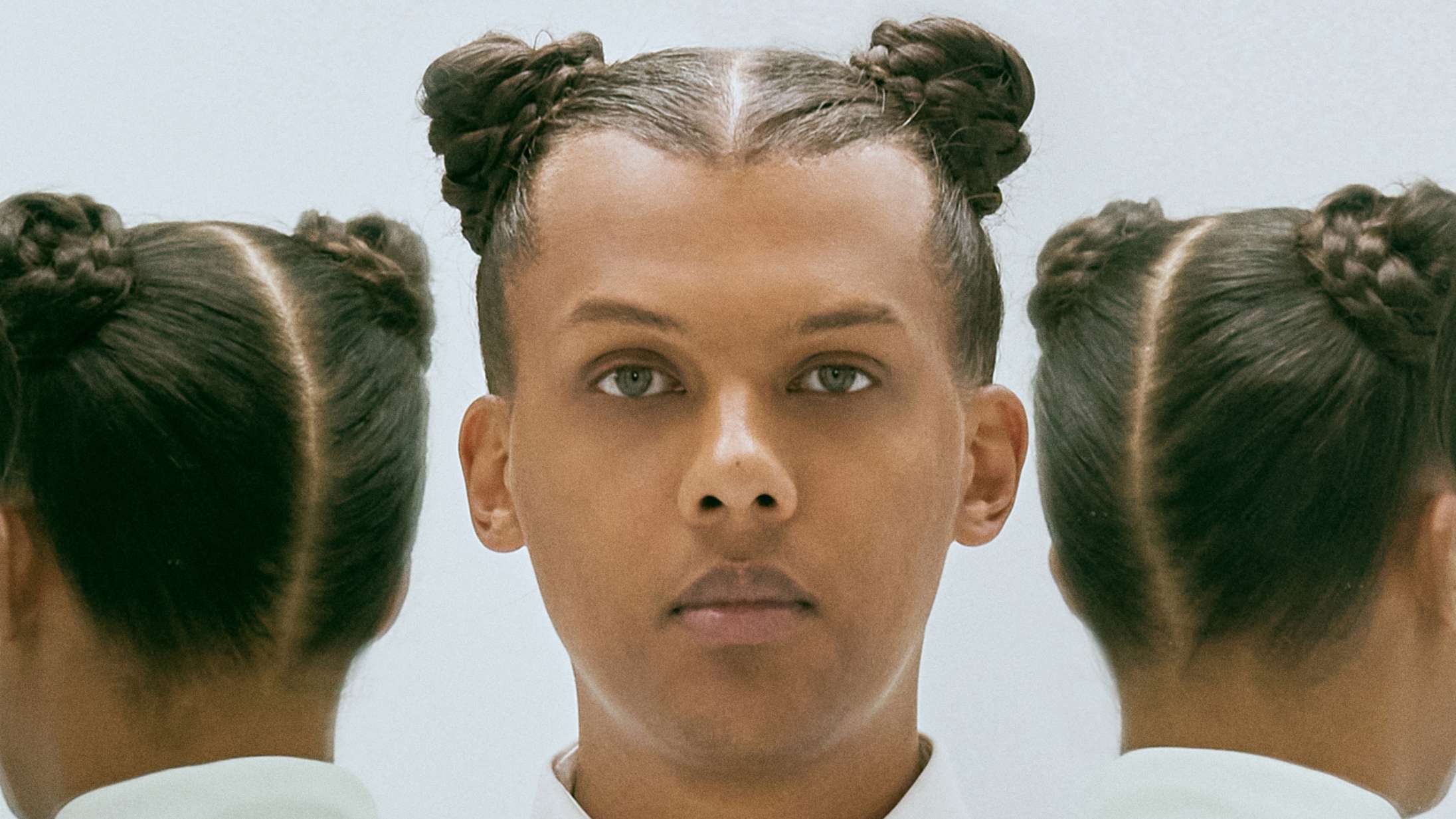 Angst og selvmordstanker holdt ham ude af rampelyset i næsten et årti – nu er unik popstjerne tilbage, knivskarp og tankevækkende