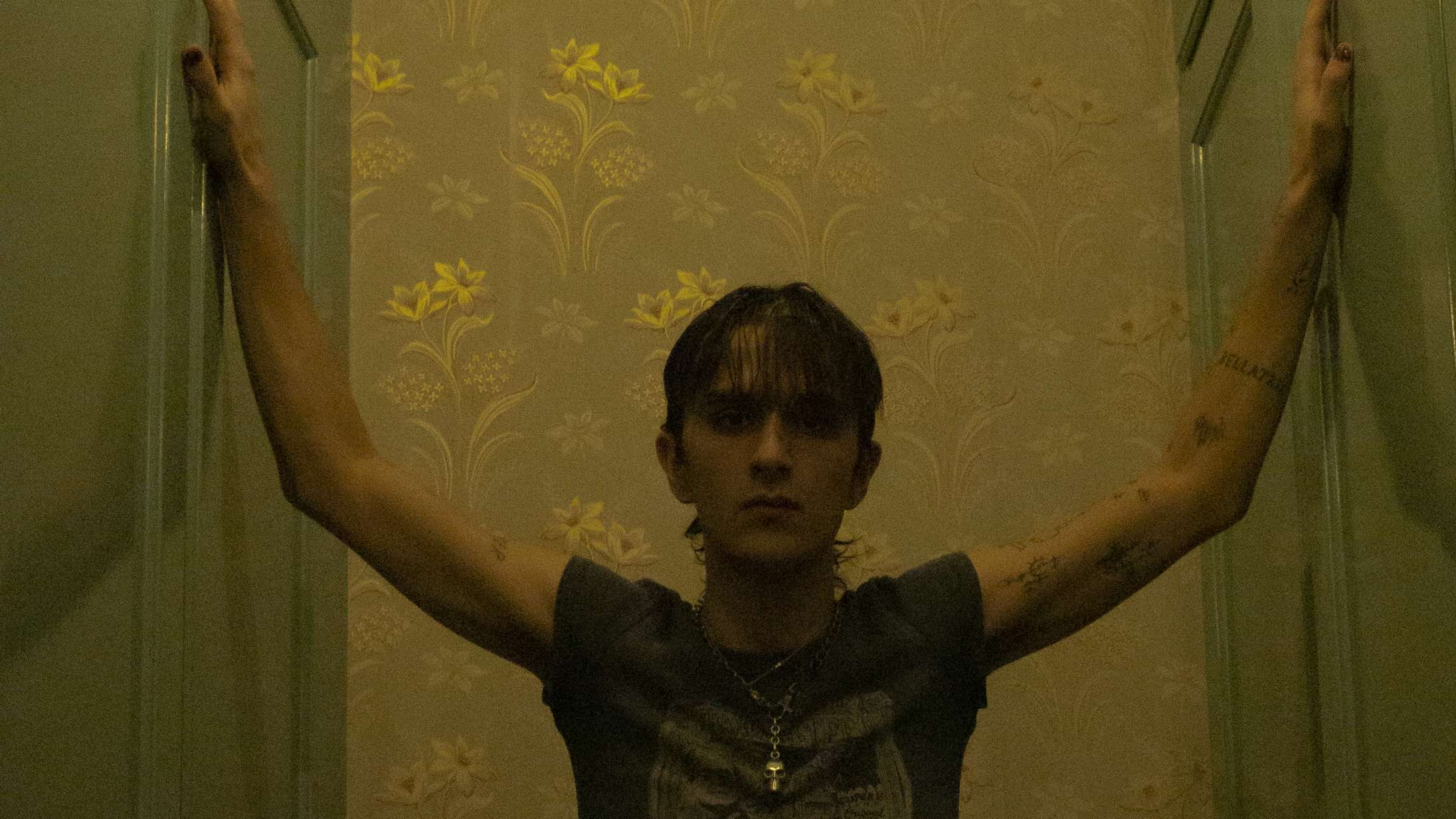 Premiere: Hvis Crazy Frog og Bladee fik et barn, ville det lyde som denne her danske debutsingle