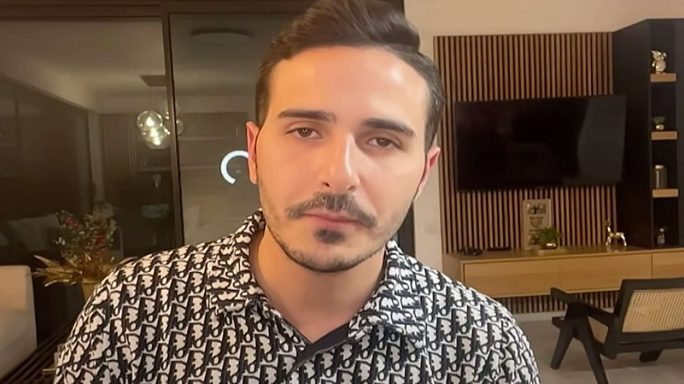 Tinder-svindleren benægter svindel: »Jeg var bare en single fyr, som ville møde nogle piger«