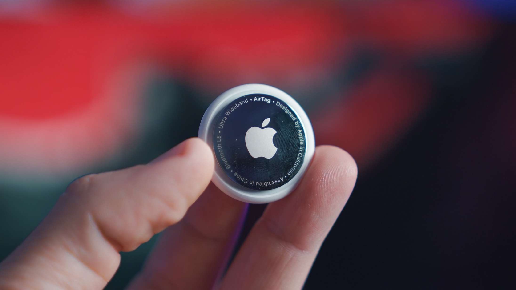 Nu bliver det snart nemmere for dig at opdage, hvis nogen stalker dig med Apples lille tracker