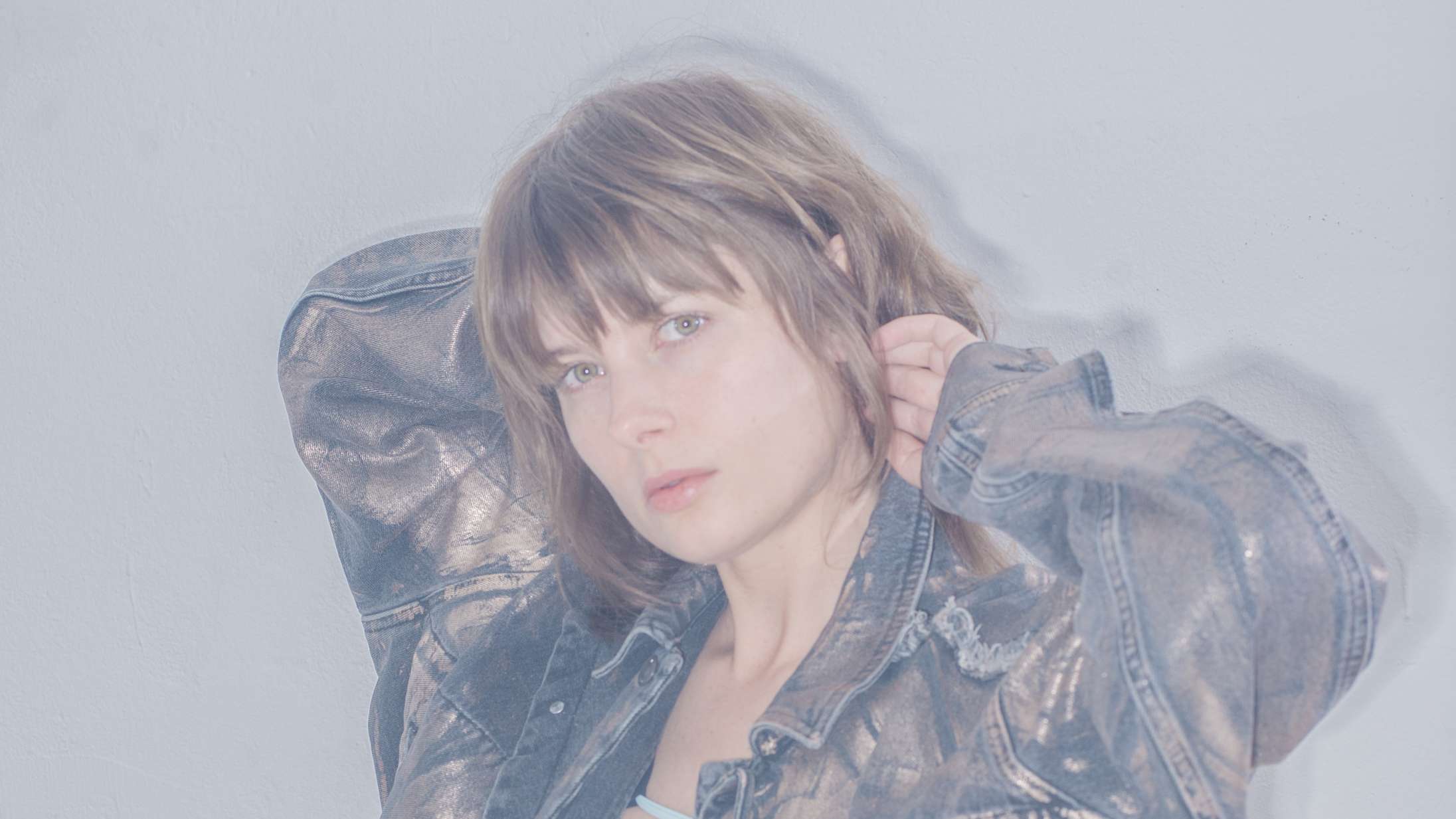 Søvnløshed fik dansk dj-stjerne til at springe ud som soloartist: »Det har ikke været en rar rejse«