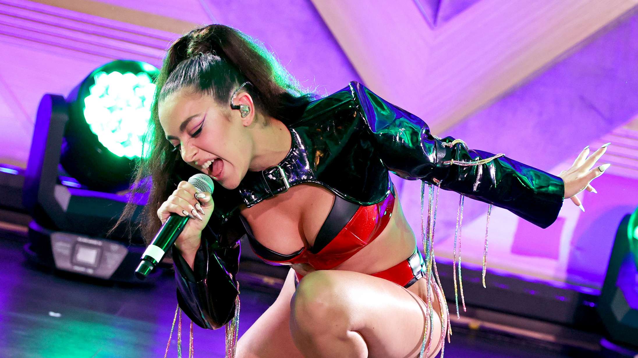 Nu gør popstjernerne oprør mod TikTok: »Jeg fortjener bedre«