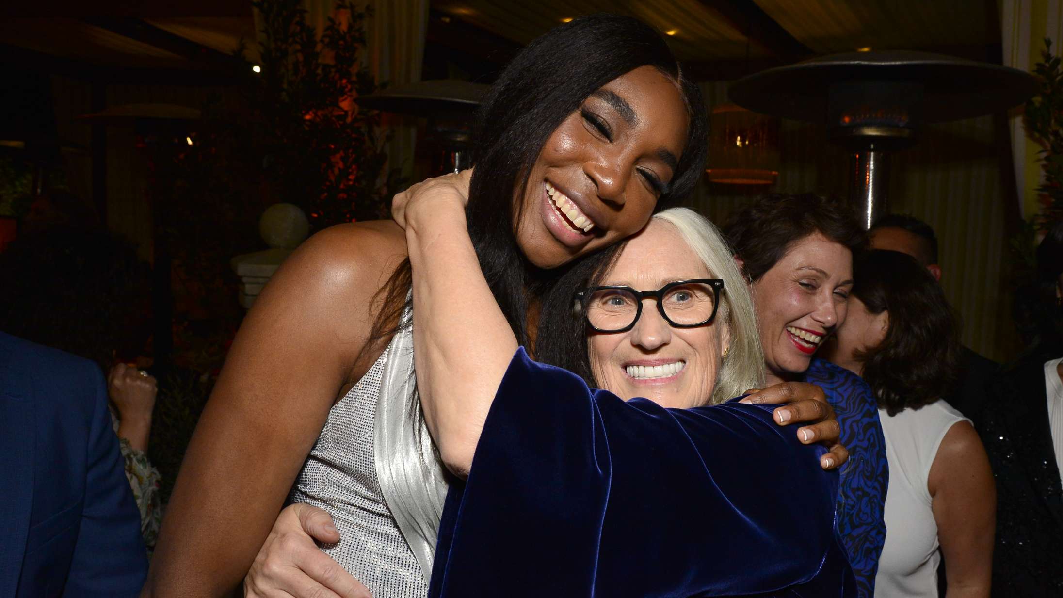 ’The Power of the Dog’-instruktør Jane Campion undskylder til Venus og Serena Williams efter kommentar i takketale