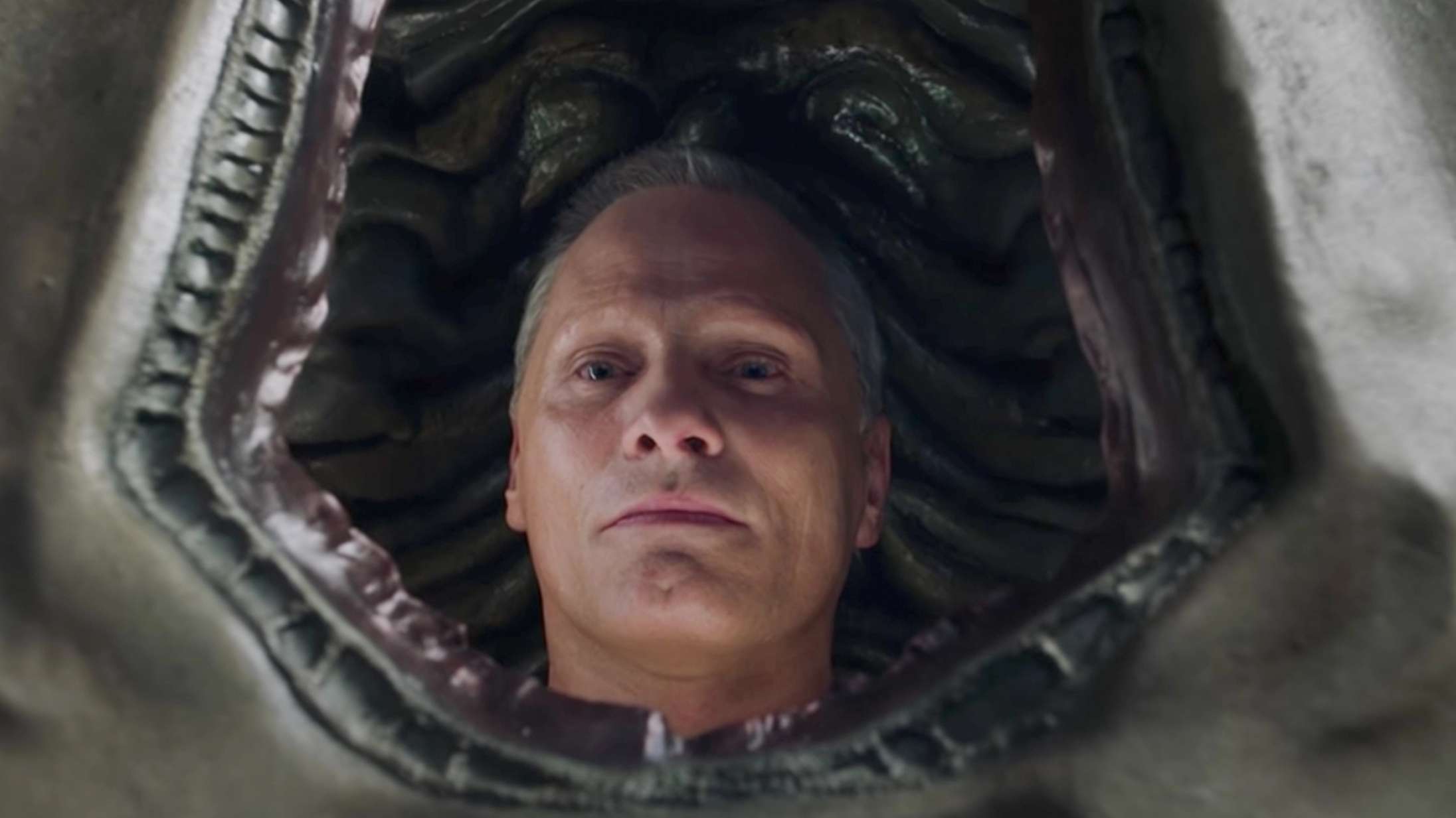 Se Viggo Mortensen og Kristen Stewart i teaseren til David Cronenbergs nye body horror-film