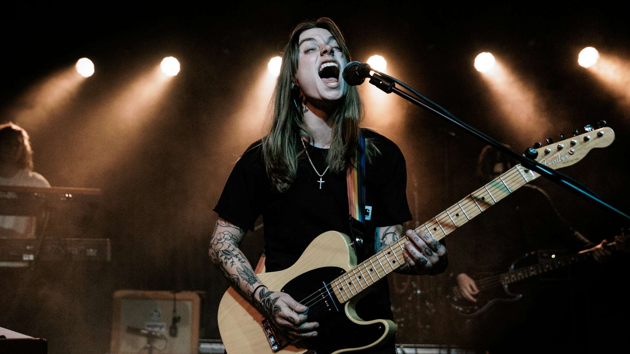 Julien Baker var fuldstændig fængslende i Lille Vega – men ét trick må hun godt skrue lidt ned for i fremtiden