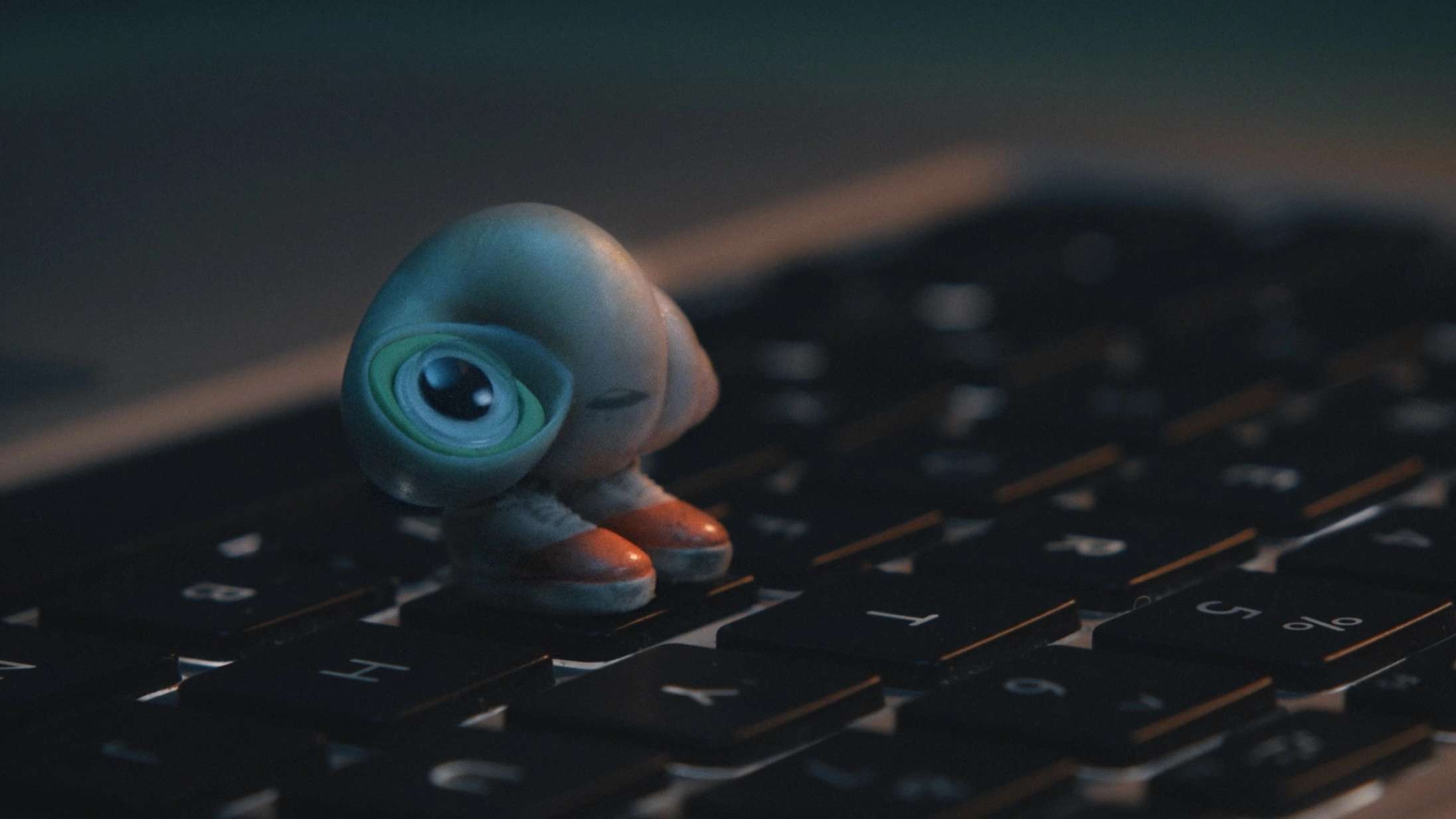 A24 laver film om sneglehus med sko på, baseret på Jenny Slates virale hit – se traileren