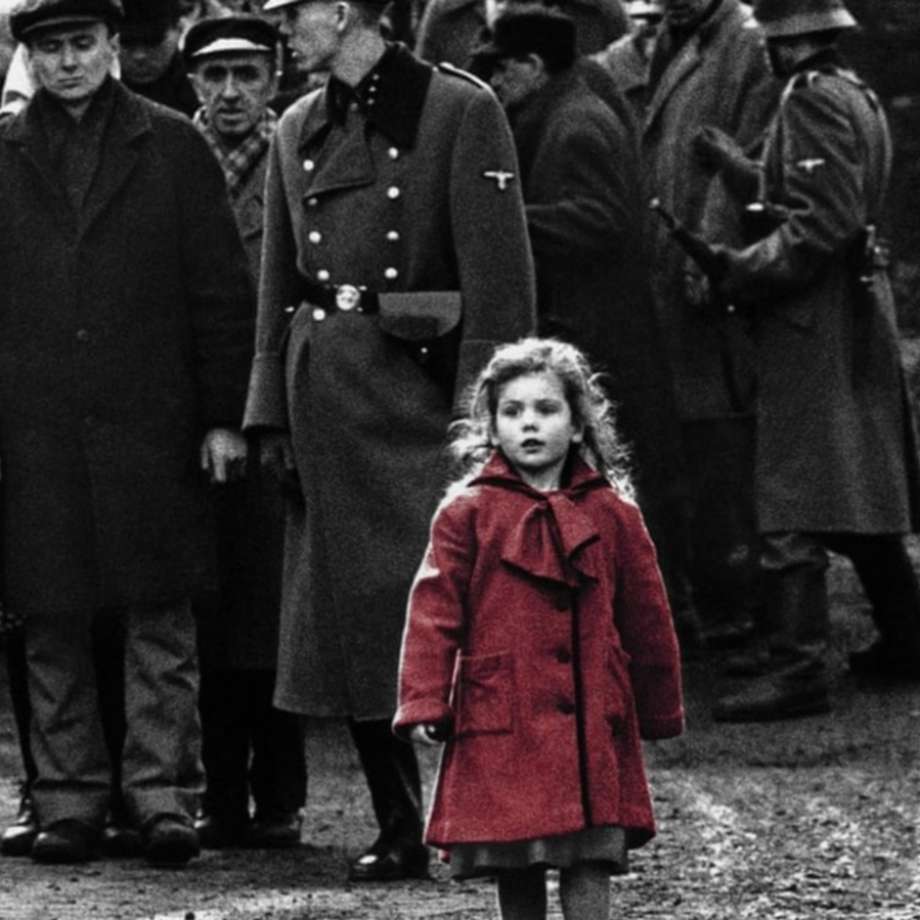 Pigen den røde jakke fra 'Schindlers liste' flygtninge på grænsen til / Nyhed