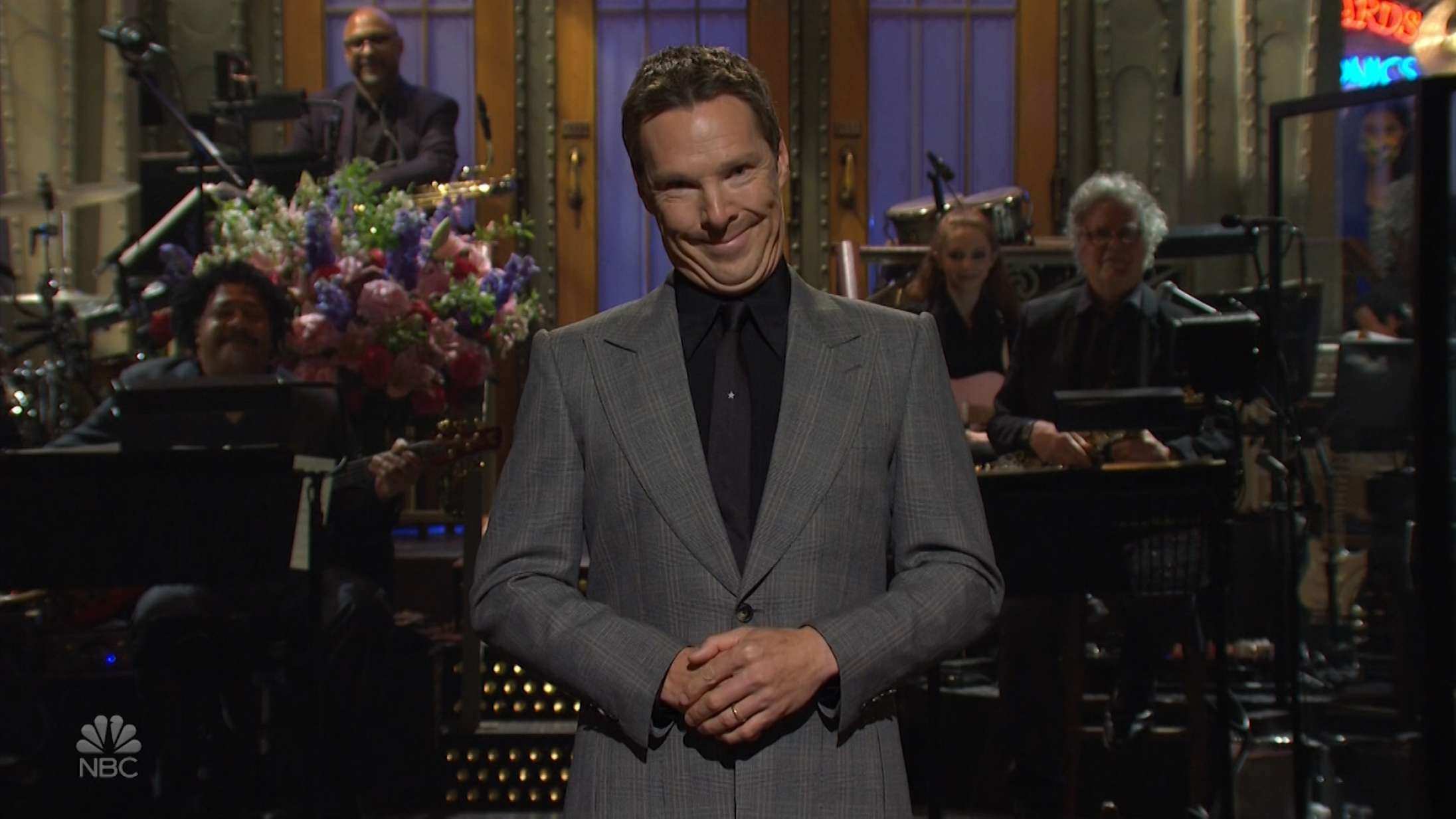 Benedict Cumberbatch laver sjov med Oscar-lussing i ‘Saturday Night Live’: »Will Smith slog mig«