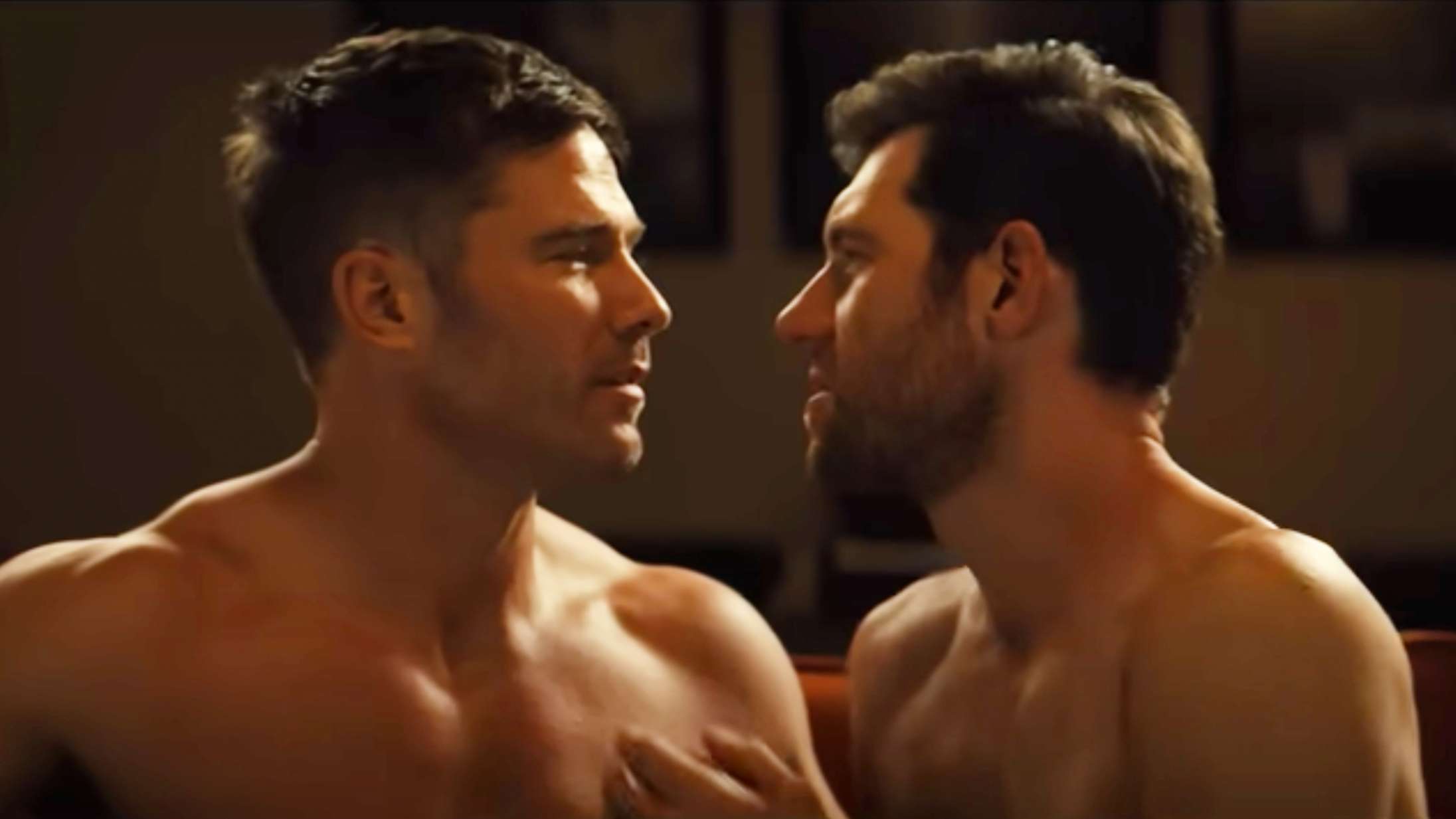 Komedien ‘Bros’ om homoseksuel kærlighed er allerede historisk – se den sprudlende trailer