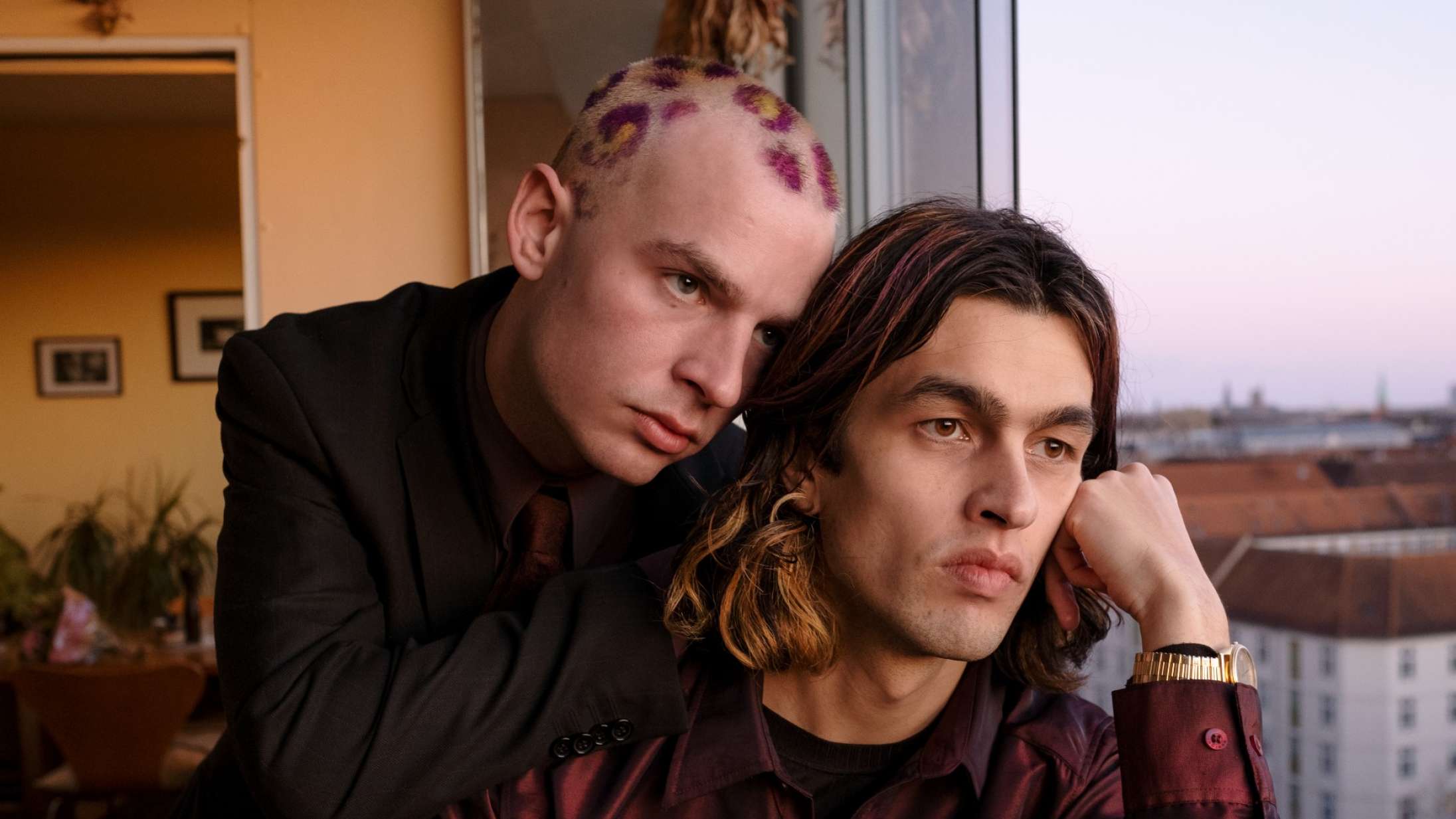 Fra dekadente dampbade i Moskva til mørke kældre i Chicago: 10 år med First Hate