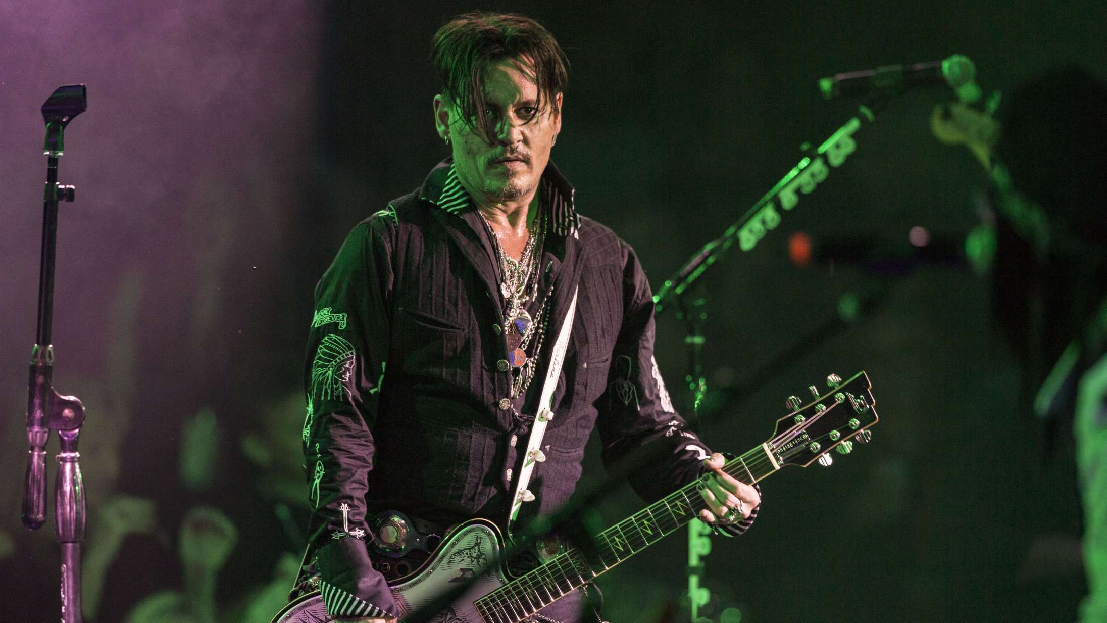 Johnny Depp giver to koncerter i Danmark