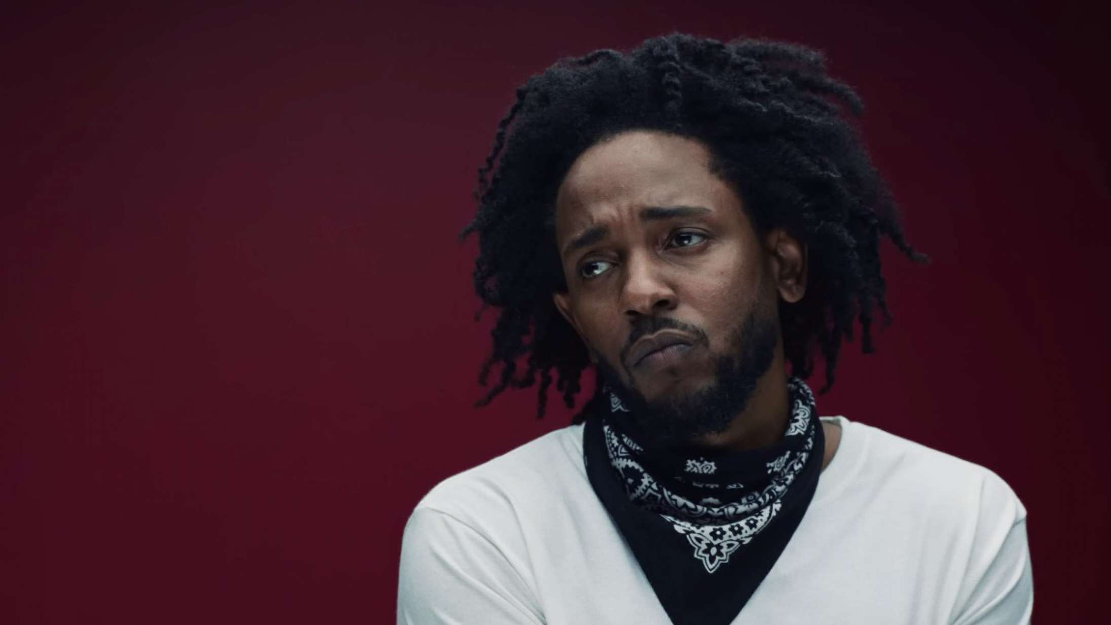 Hvad er meningen med Kendrick Lamars deep fake-forvandling? Vi har en teori