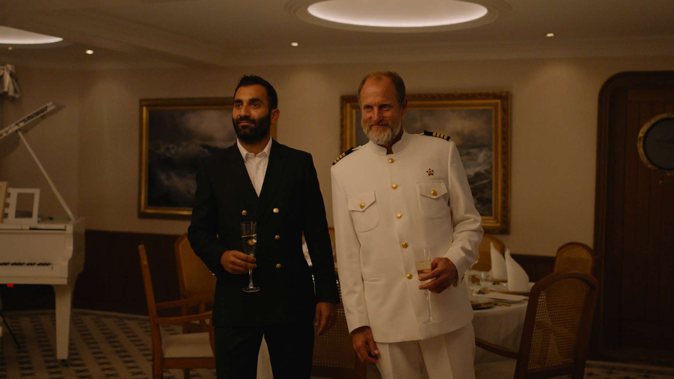 Den danske trailer til Ruben Östlunds ‘Triangle of Sadness’ er en perle i sig selv