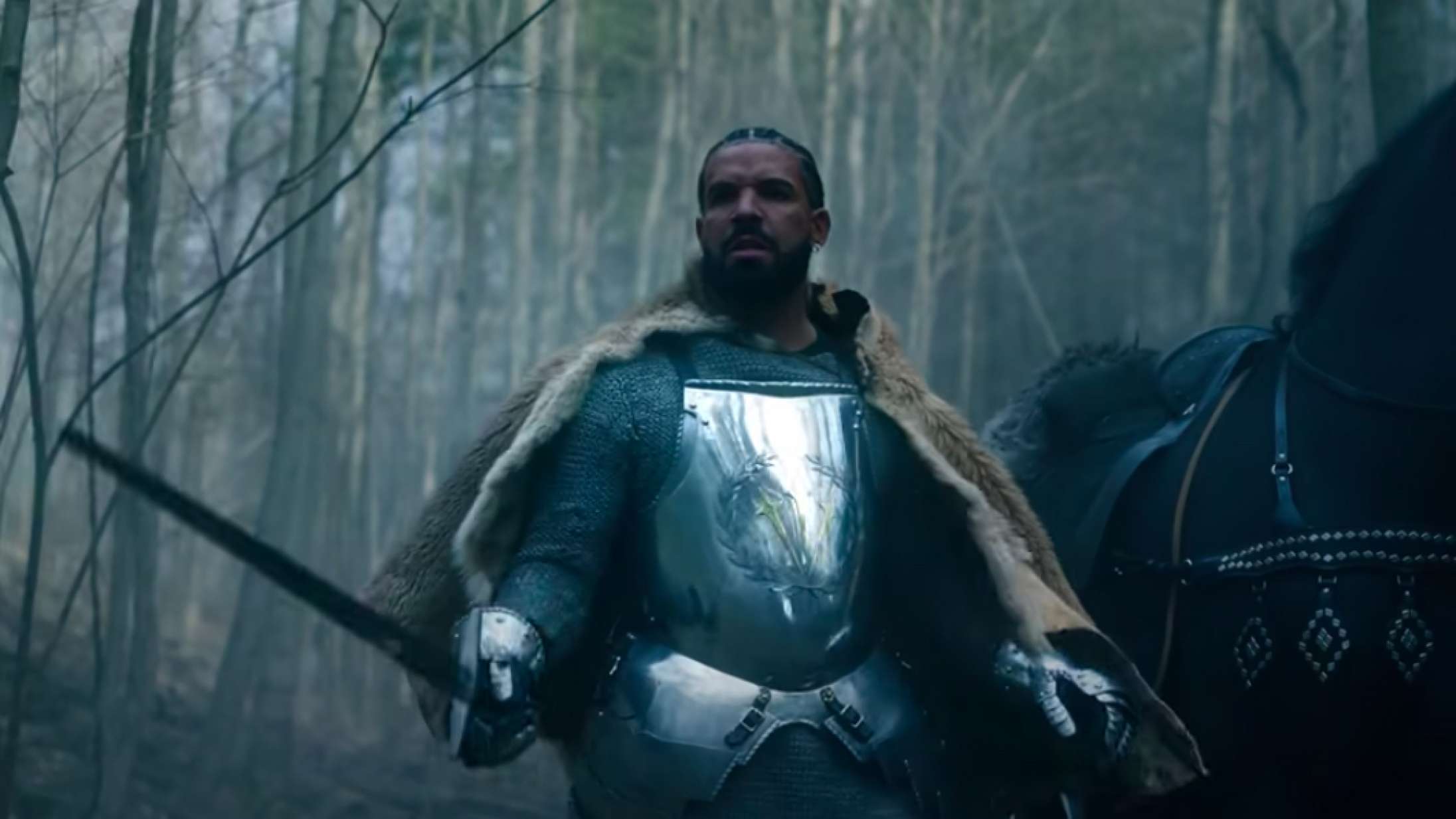 Future og Drake fyrer op for ridderrustninger og sværdkamp i ny video – se ‘Wait For U’