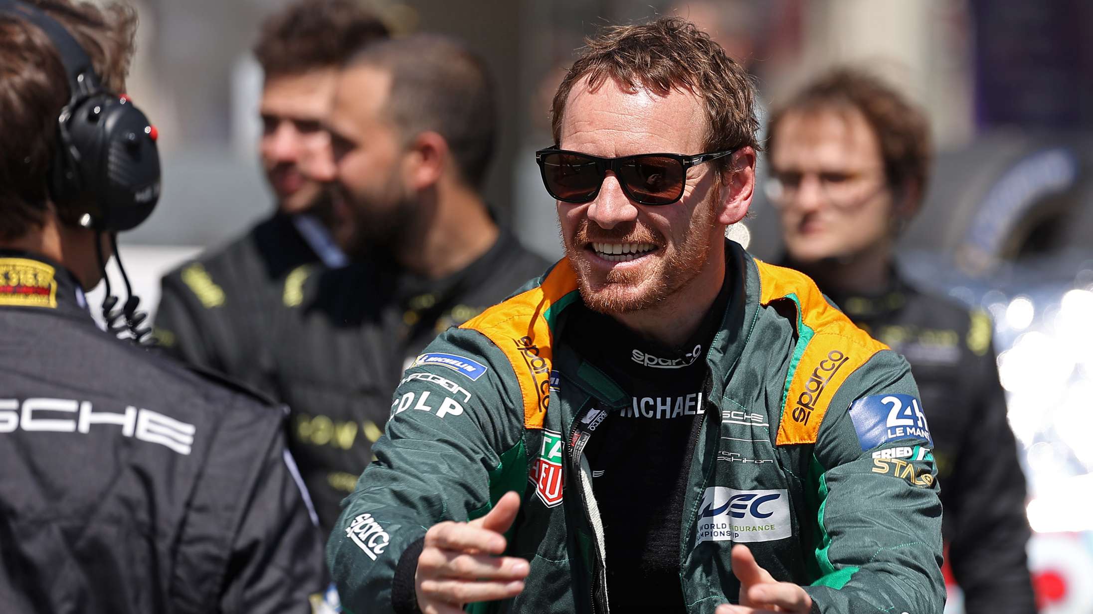 Michael Fassbender var med i weekendens Le Mans – kørte galt to gange