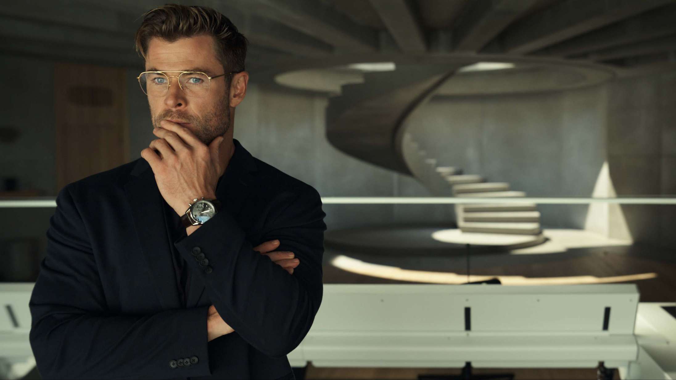 Chris Hemsworths dans i nyt Netflix-hit er ualmindeligt udspekuleret