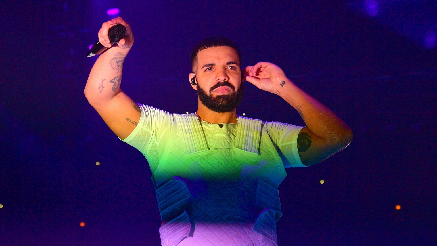 Drake udskyder sit nye album / Nyhed